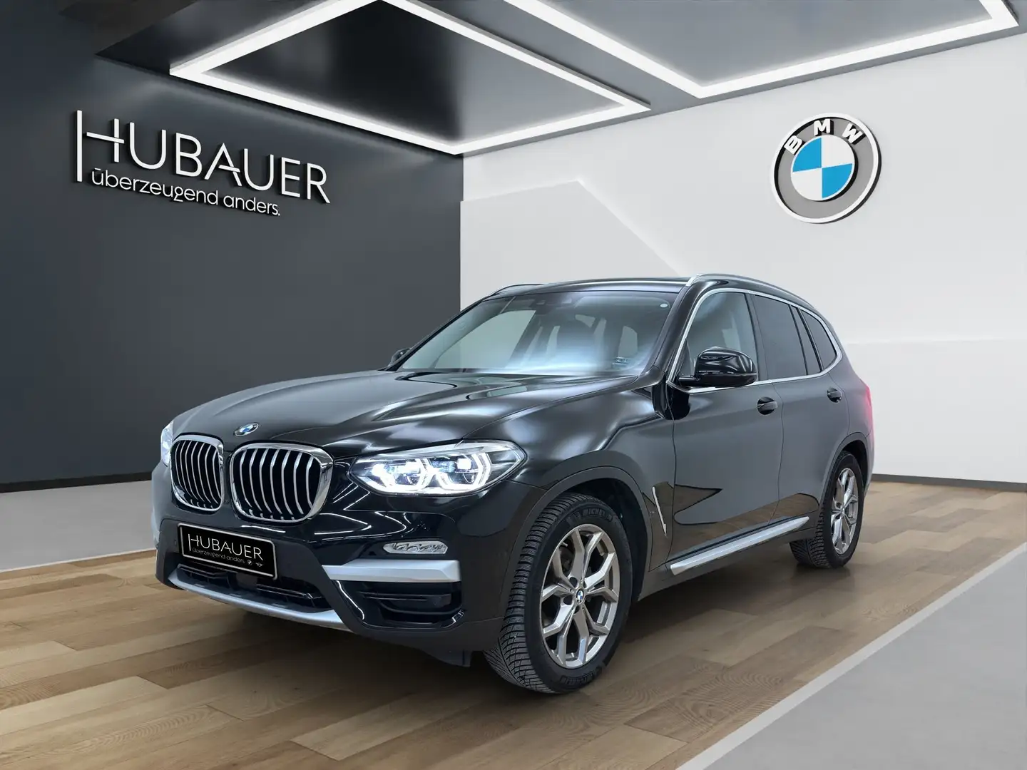 BMW X3 xDrive20d [xLine, Navi Prof., Pano, HUD, AHK] Schwarz - 1