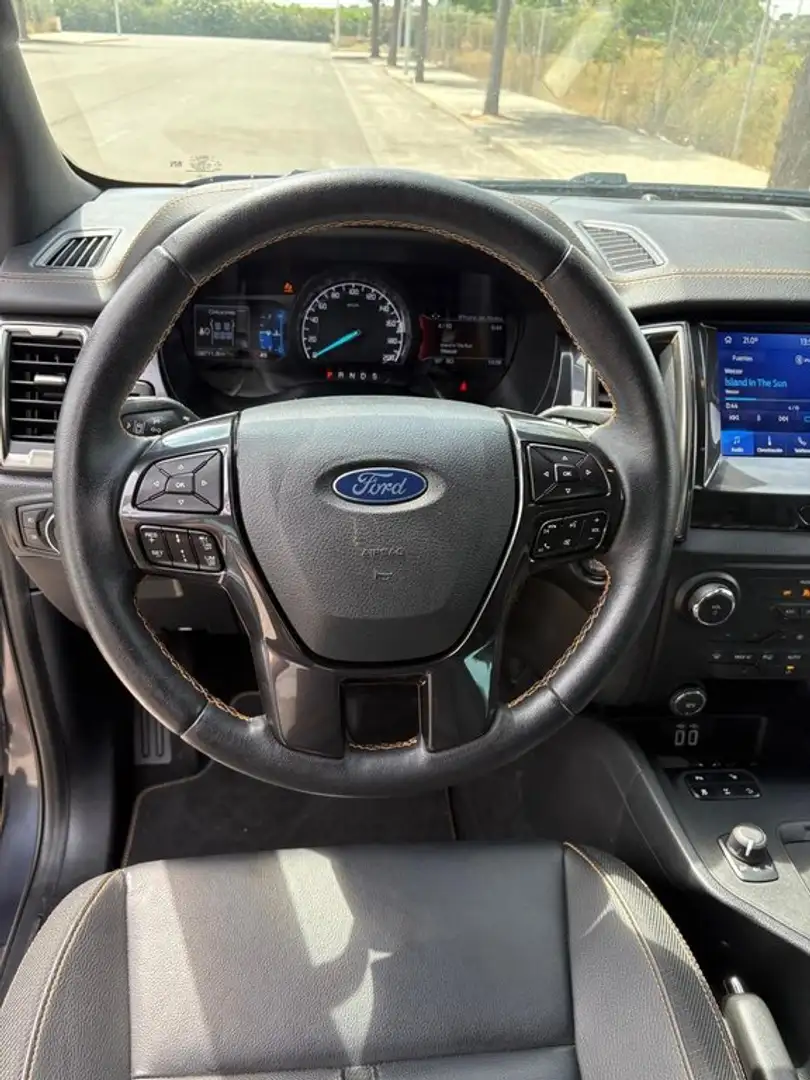 Ford Ranger 2.0 Ecobl 151kW e-AWD D Cab Wildtrack AT Gris - 2