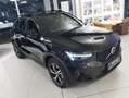 Volvo XC40 B3 Geartr. Plus Dark Schwarz - thumbnail 3