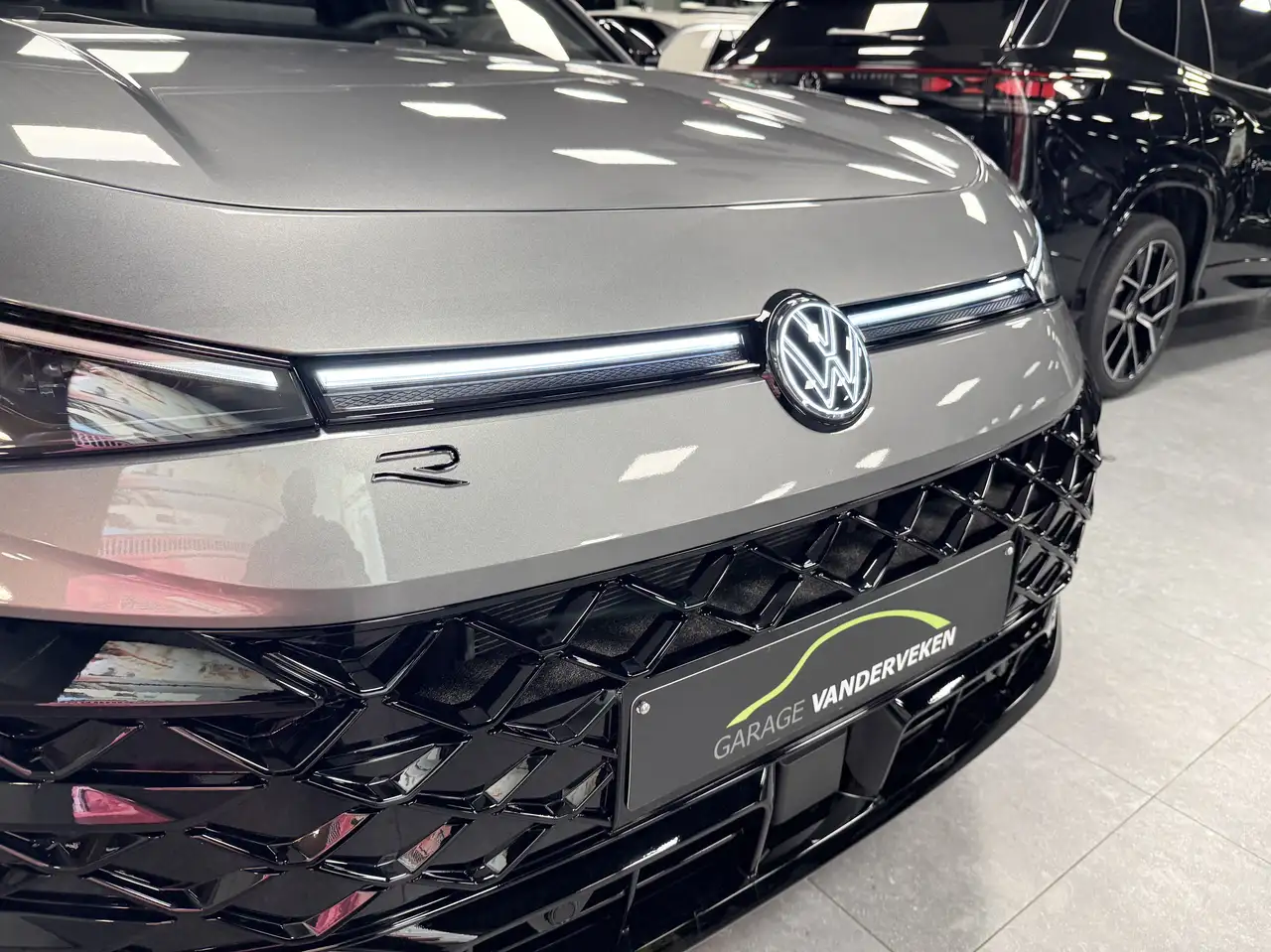 Volkswagen T-Roc T-Roc 1.5 TSI R-Line DSG NEW * black pack * 0km 19