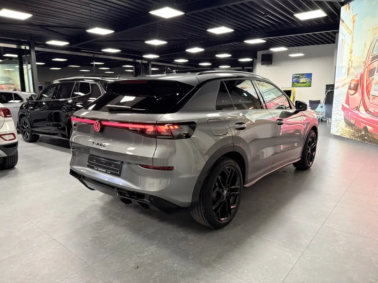 Volkswagen T-Roc T-Roc 1.5 TSI R-Line DSG NEW * black pack * 0km 6