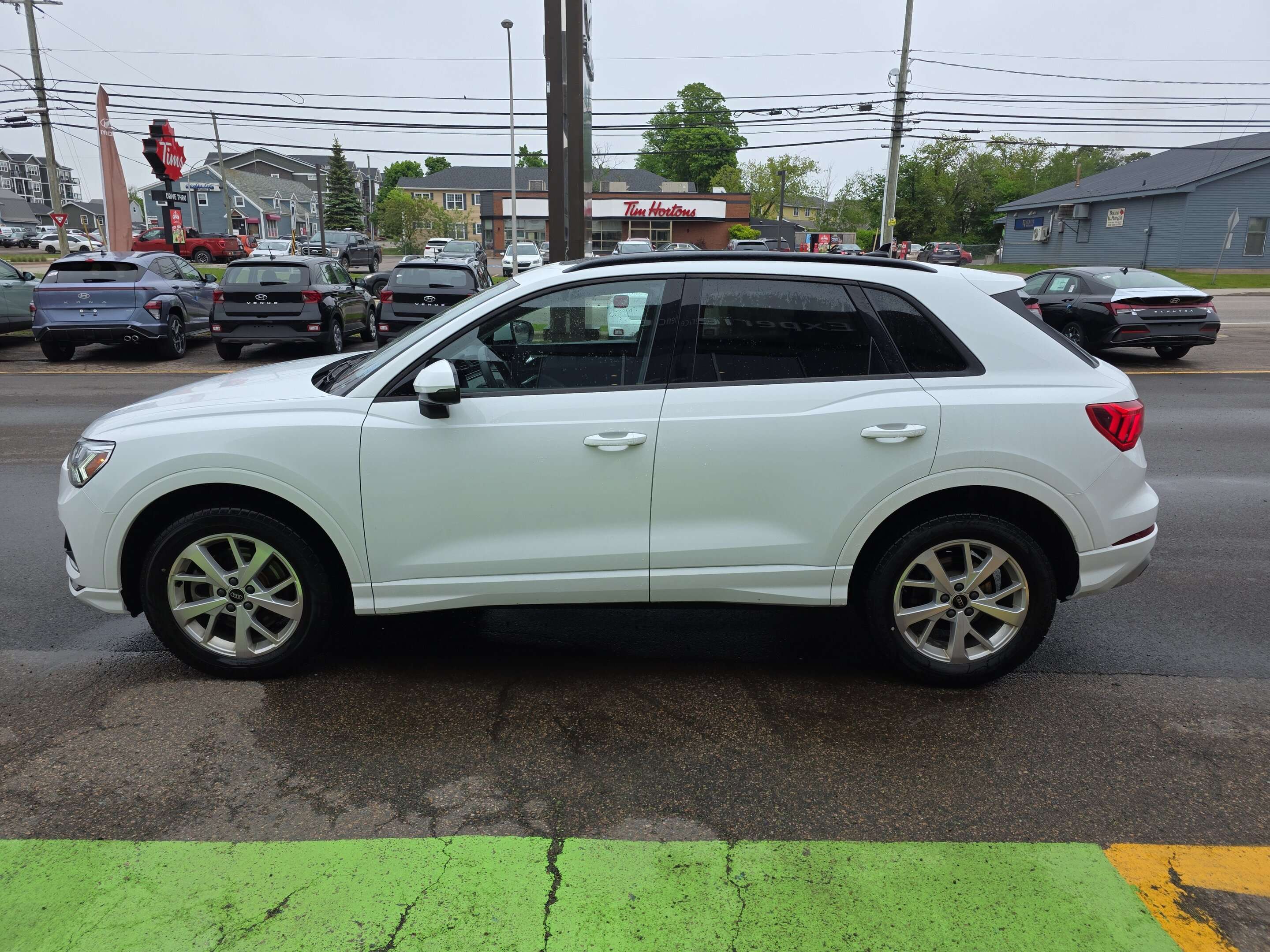 2025 Audi Q3 BASE alt 4