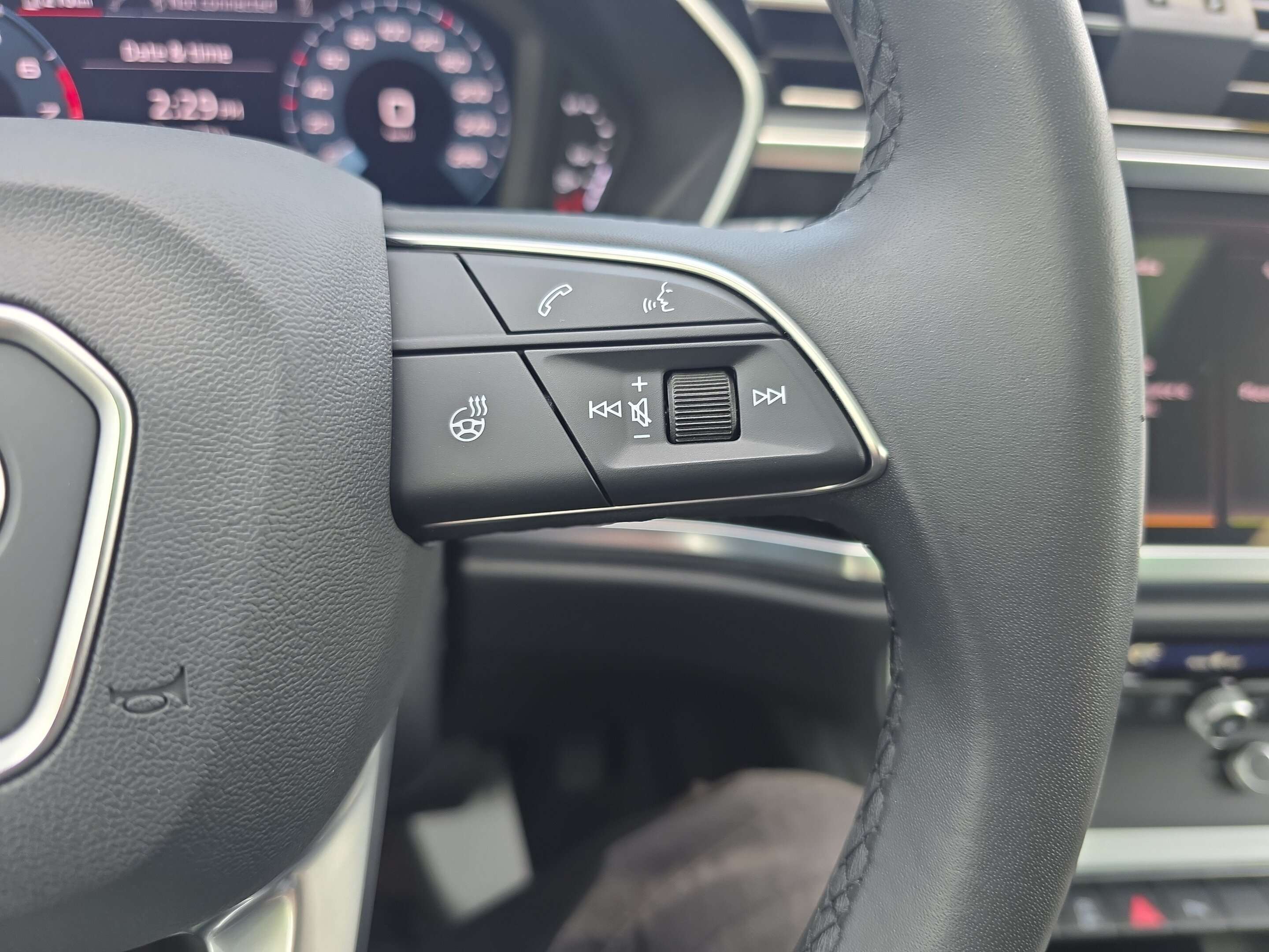 2025 Audi Q3 BASE thumb 18