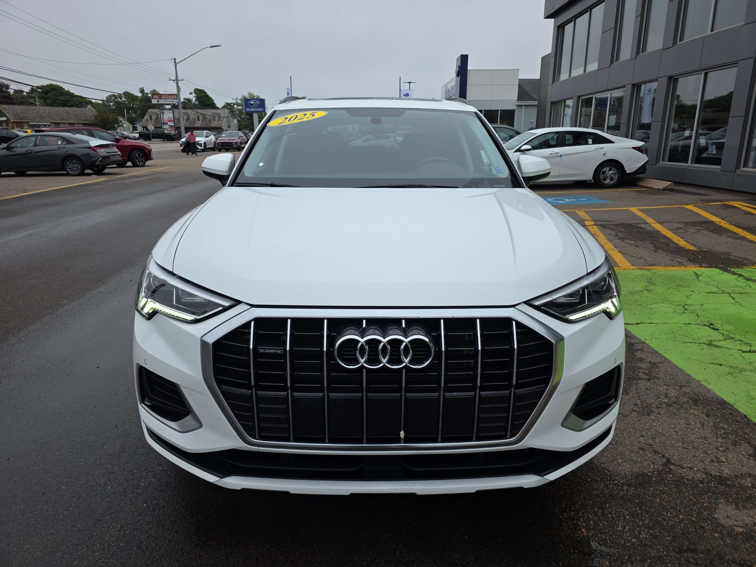 2025 Audi Q3 BASE alt 2