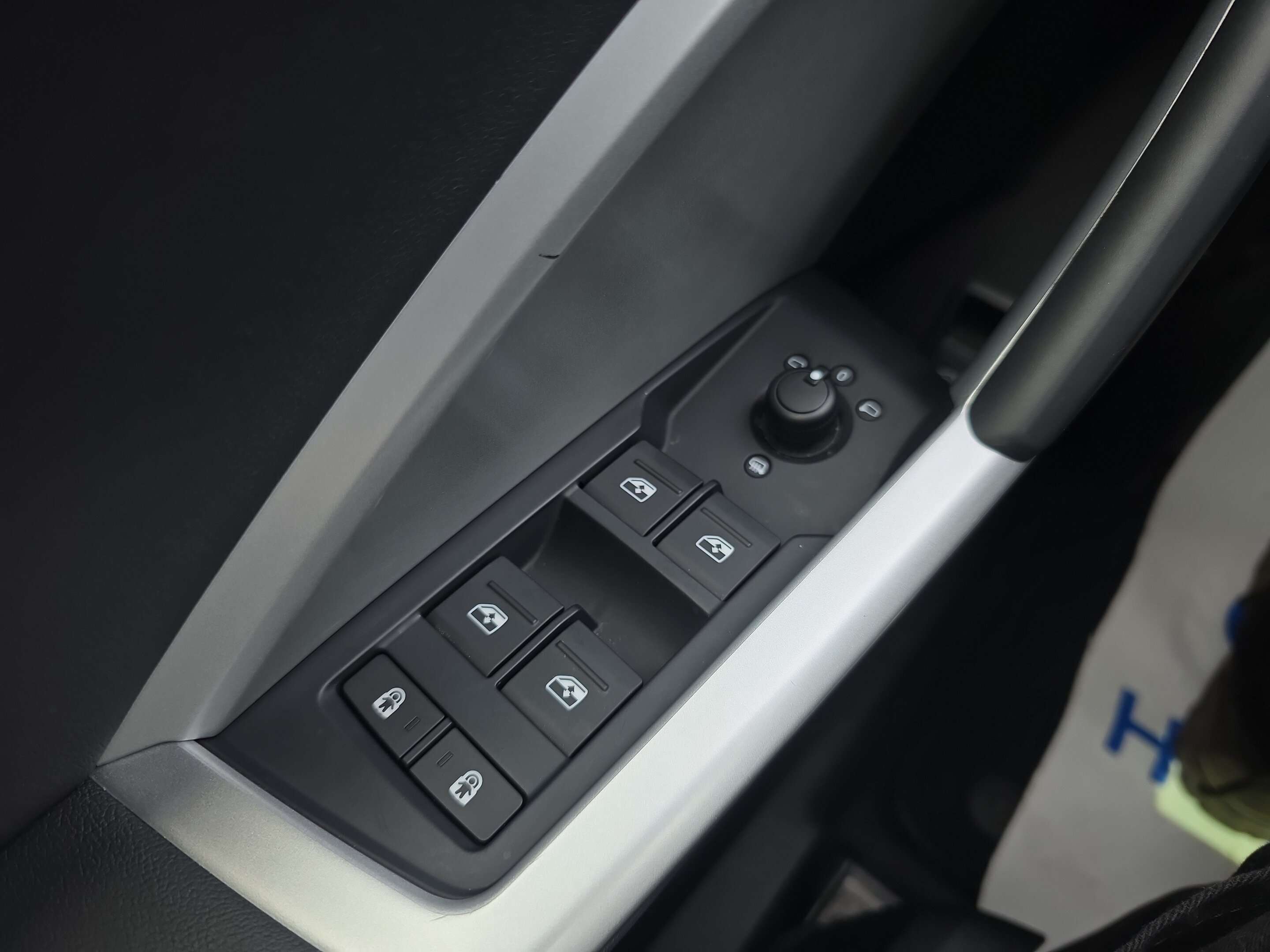 2025 Audi Q3 BASE thumb 27