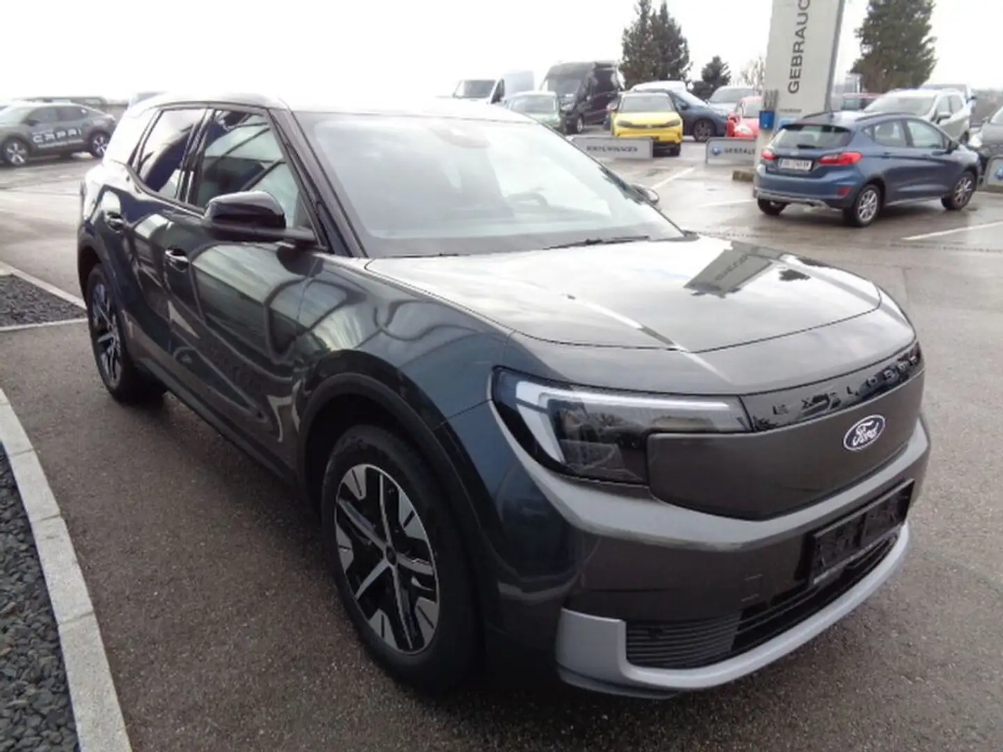 Ford Explorer RWD 286PS Extended Range 77kWh Grau - 2