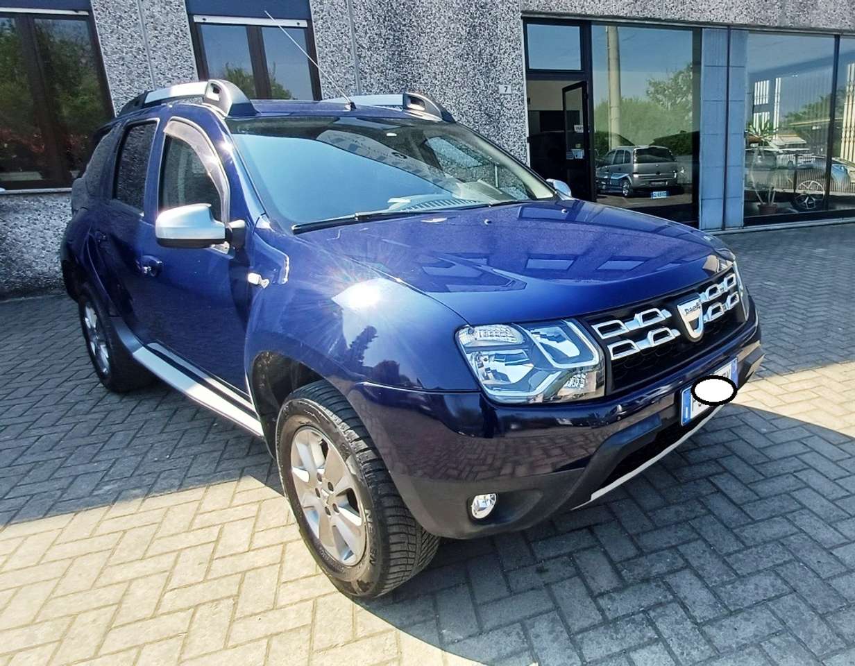 Dacia Duster 1.6 Laureate Gpl 4x2 - Unico proprietario -1 Anno di Garanzia - Navigatore - Perfetto stato !