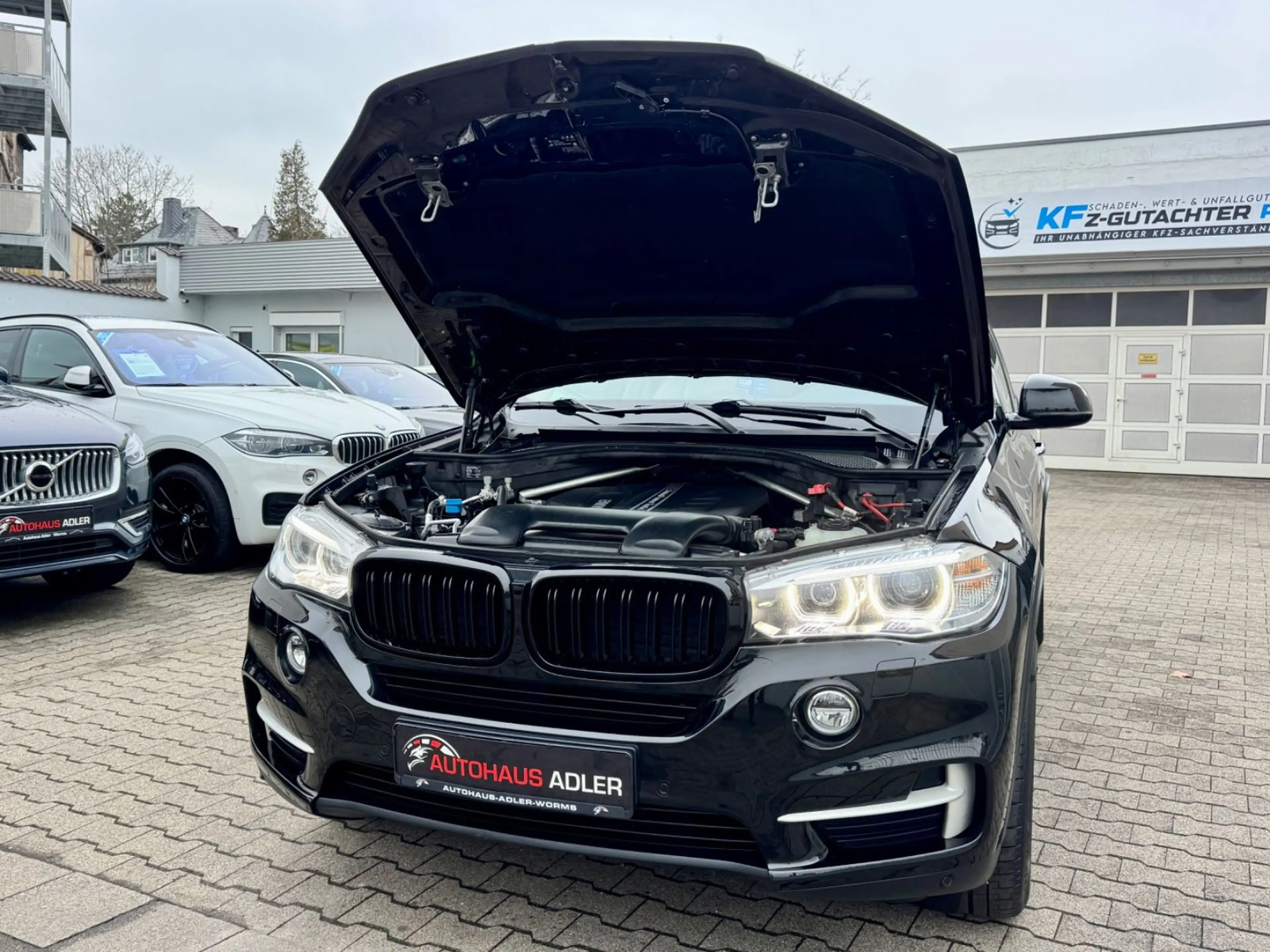 BMW X5 xDrive40d*PANO*KAME*B&O*STH*LED*NAV*LH*SHADOW — photo 6