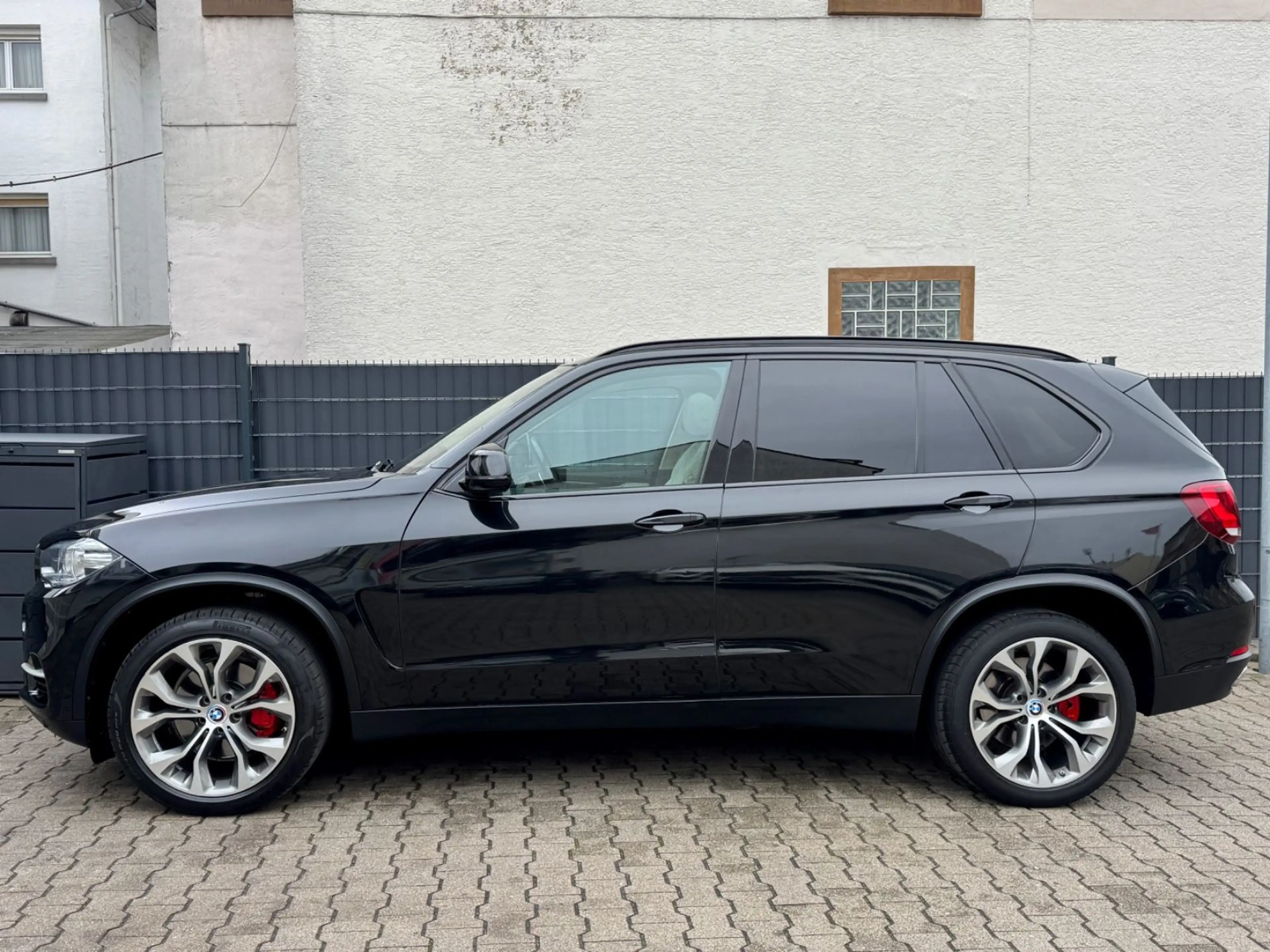 BMW X5 xDrive40d*PANO*KAME*B&O*STH*LED*NAV*LH*SHADOW — photo 10