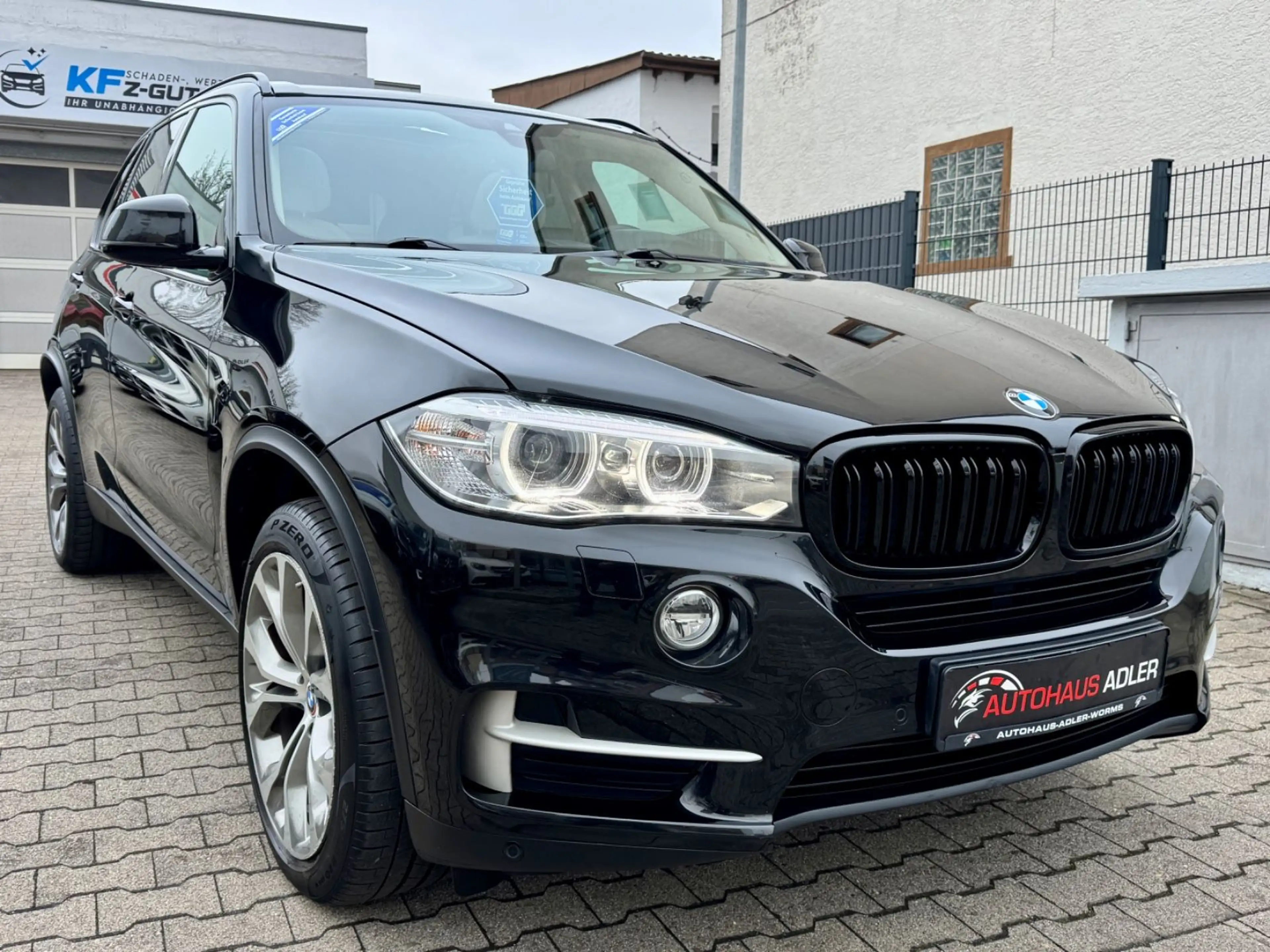 BMW X5 xDrive40d*PANO*KAME*B&O*STH*LED*NAV*LH*SHADOW — photo 5