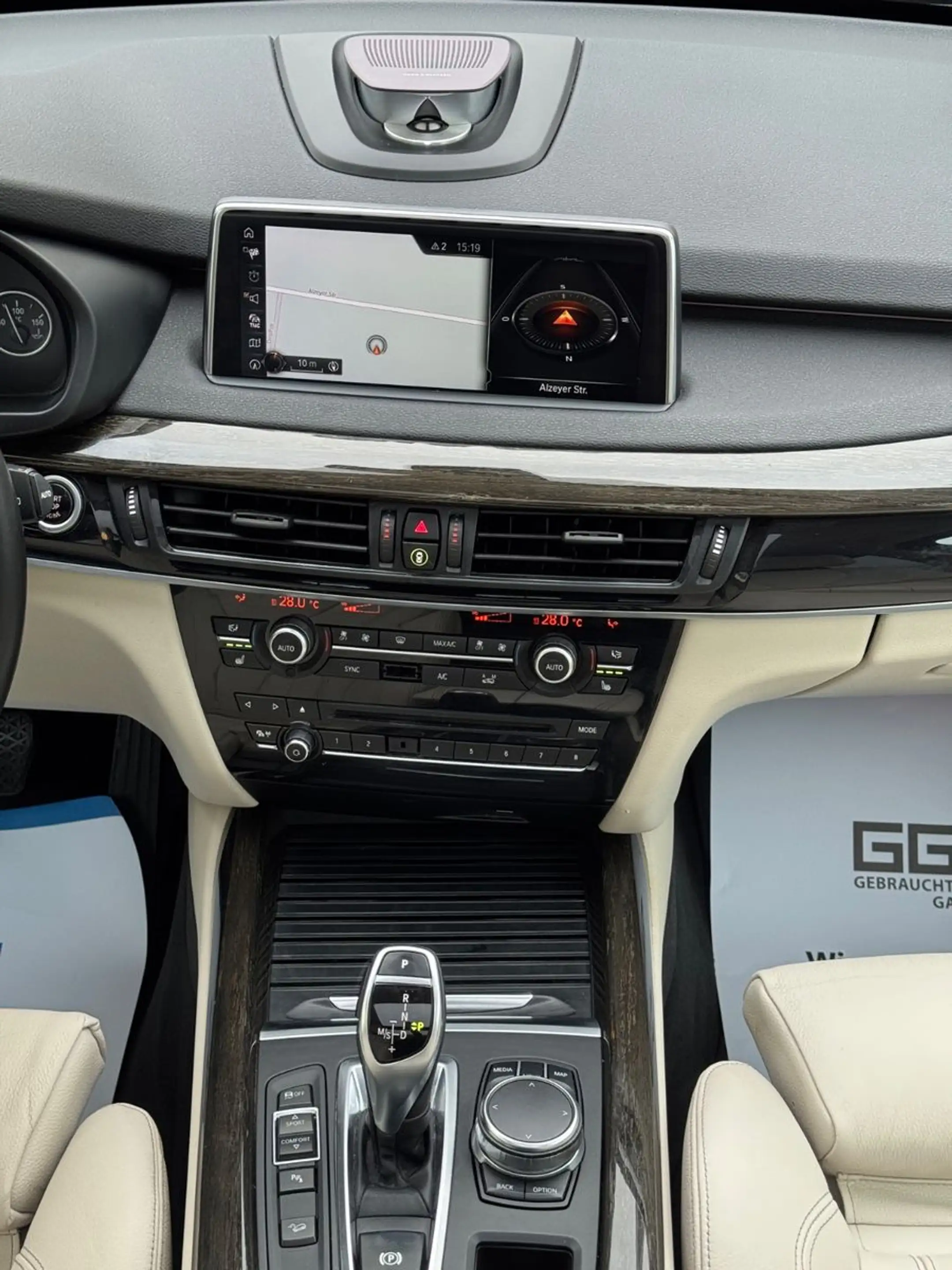 BMW X5 xDrive40d*PANO*KAME*B&O*STH*LED*NAV*LH*SHADOW — photo 37