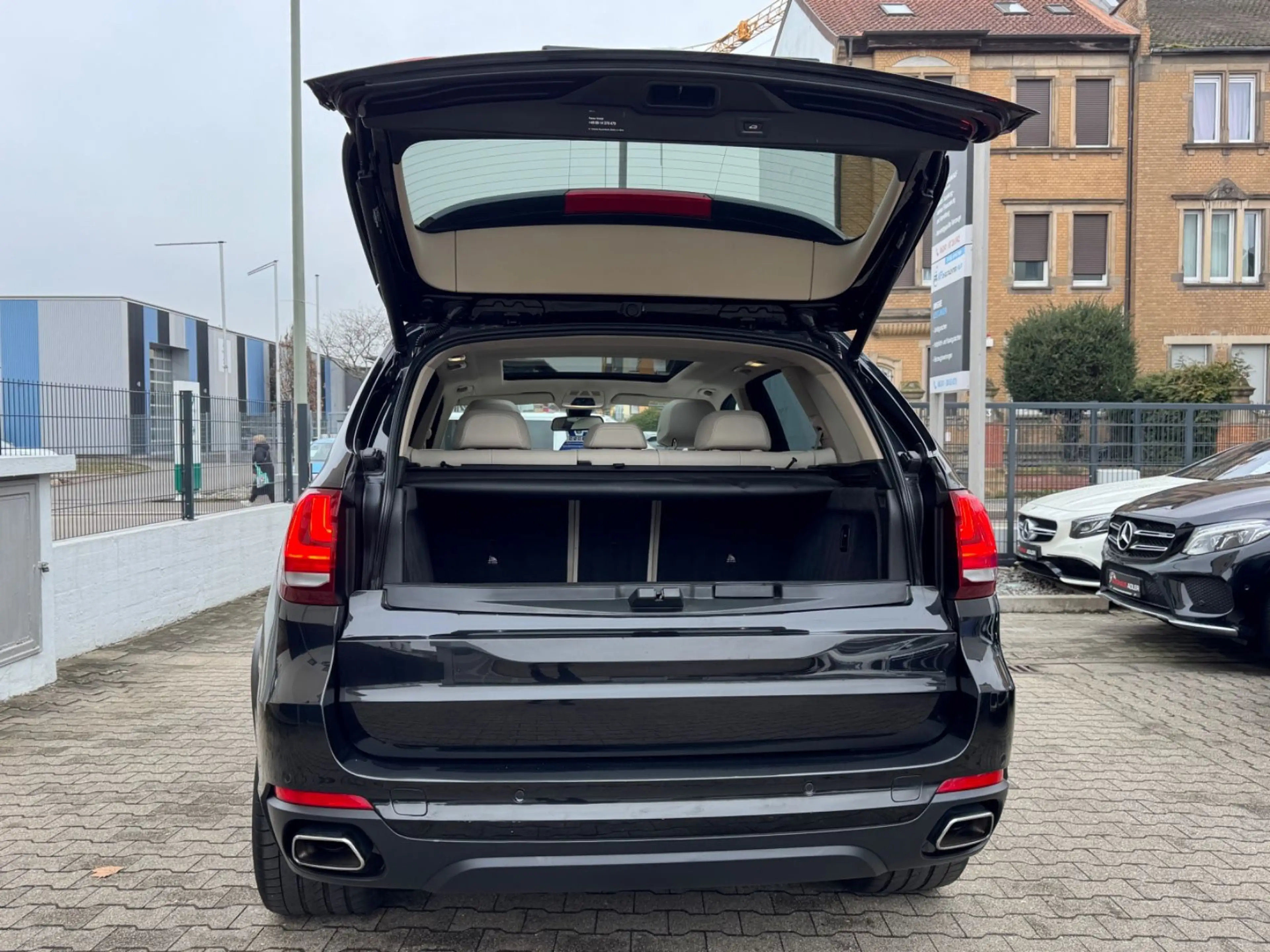 BMW X5 xDrive40d*PANO*KAME*B&O*STH*LED*NAV*LH*SHADOW — photo 15