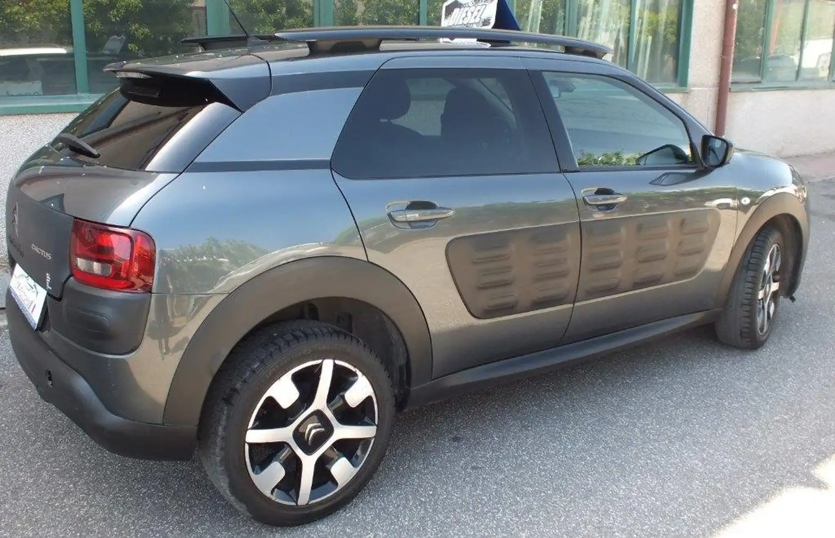 Citroen C4 Cactus 1.6 blue -hdi-feel Grigio - 2