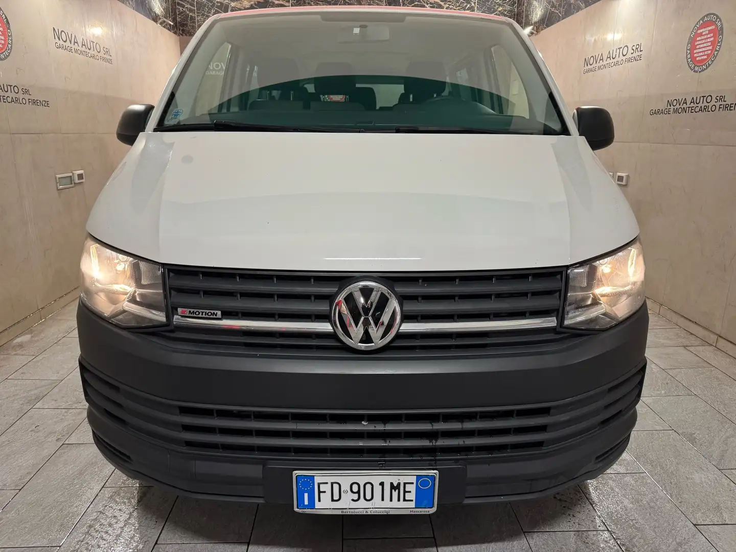 Volkswagen T6 Caravelle 2.0 tdi Trendline 4motion LEGGERE  DESCRIZIONE Bianco - 1