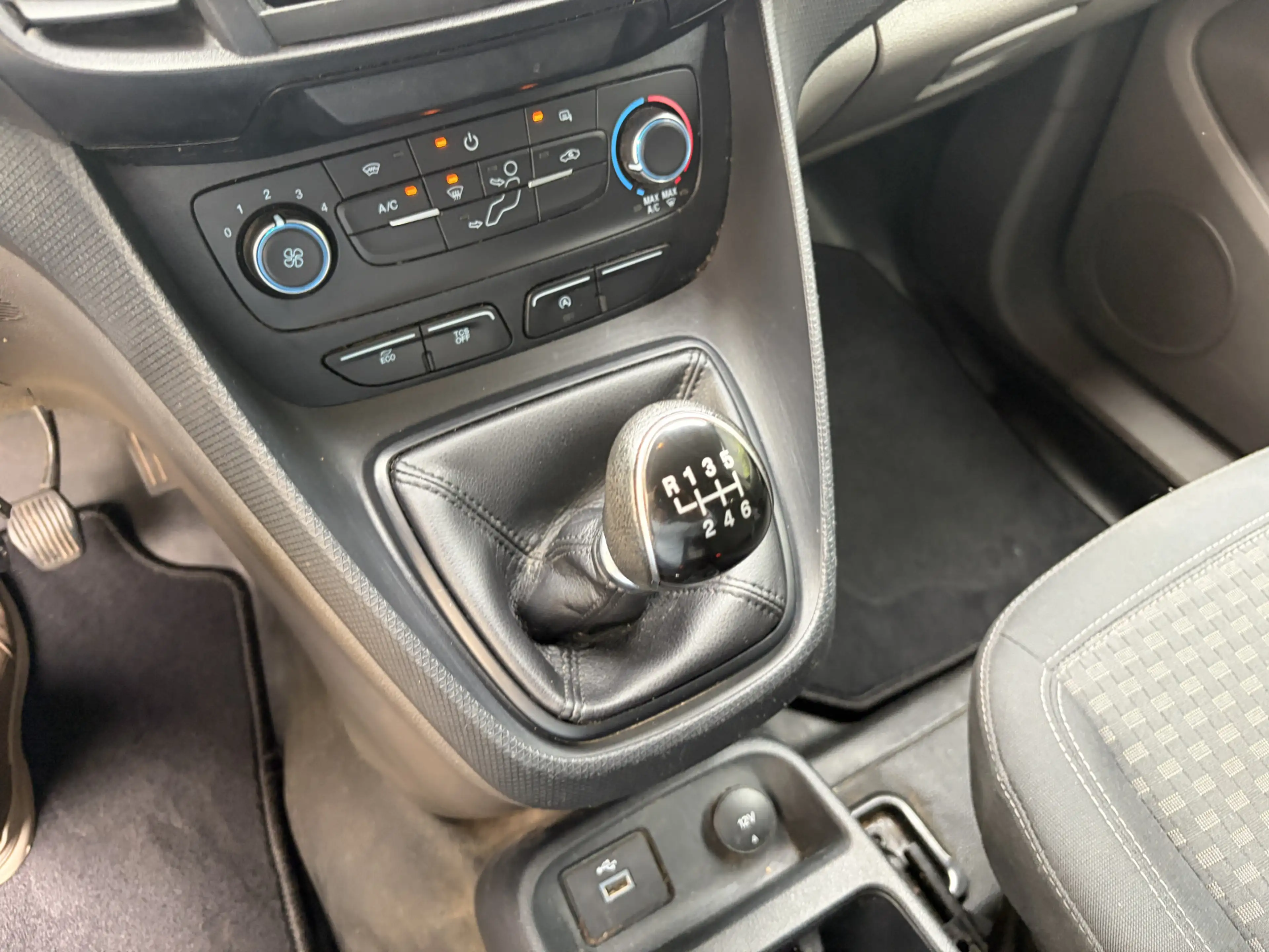 Ford Transit Connect 1.5 EcoBlue L2 Trend / LANG / AIRCO / ROETFILTER V — photo 9