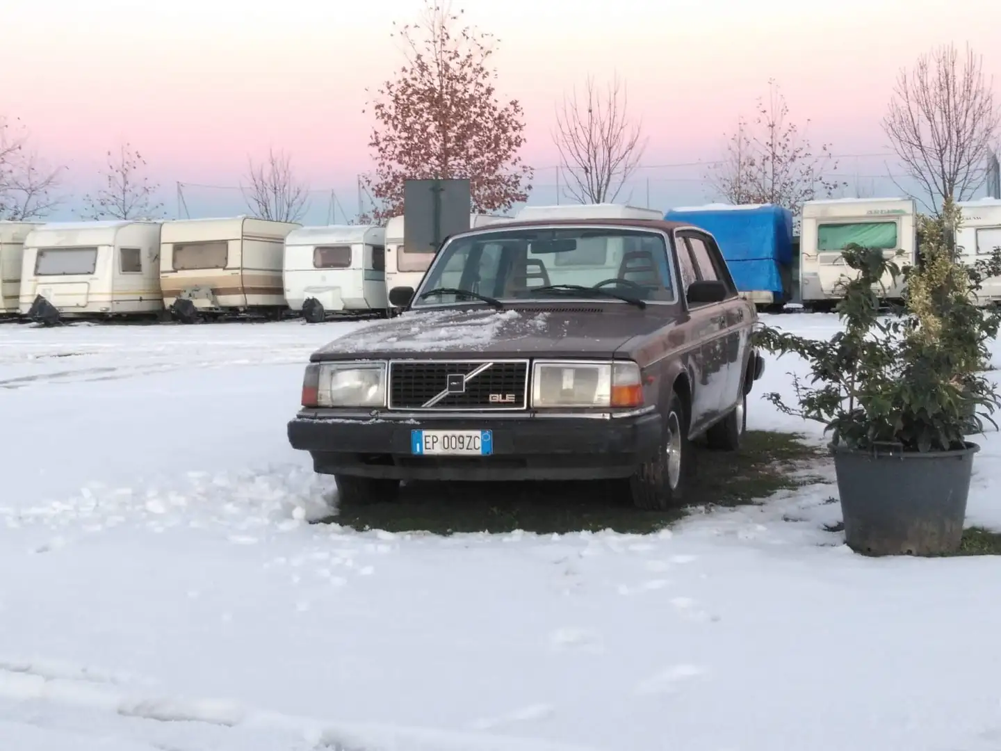 Volvo 244 GLE - 1