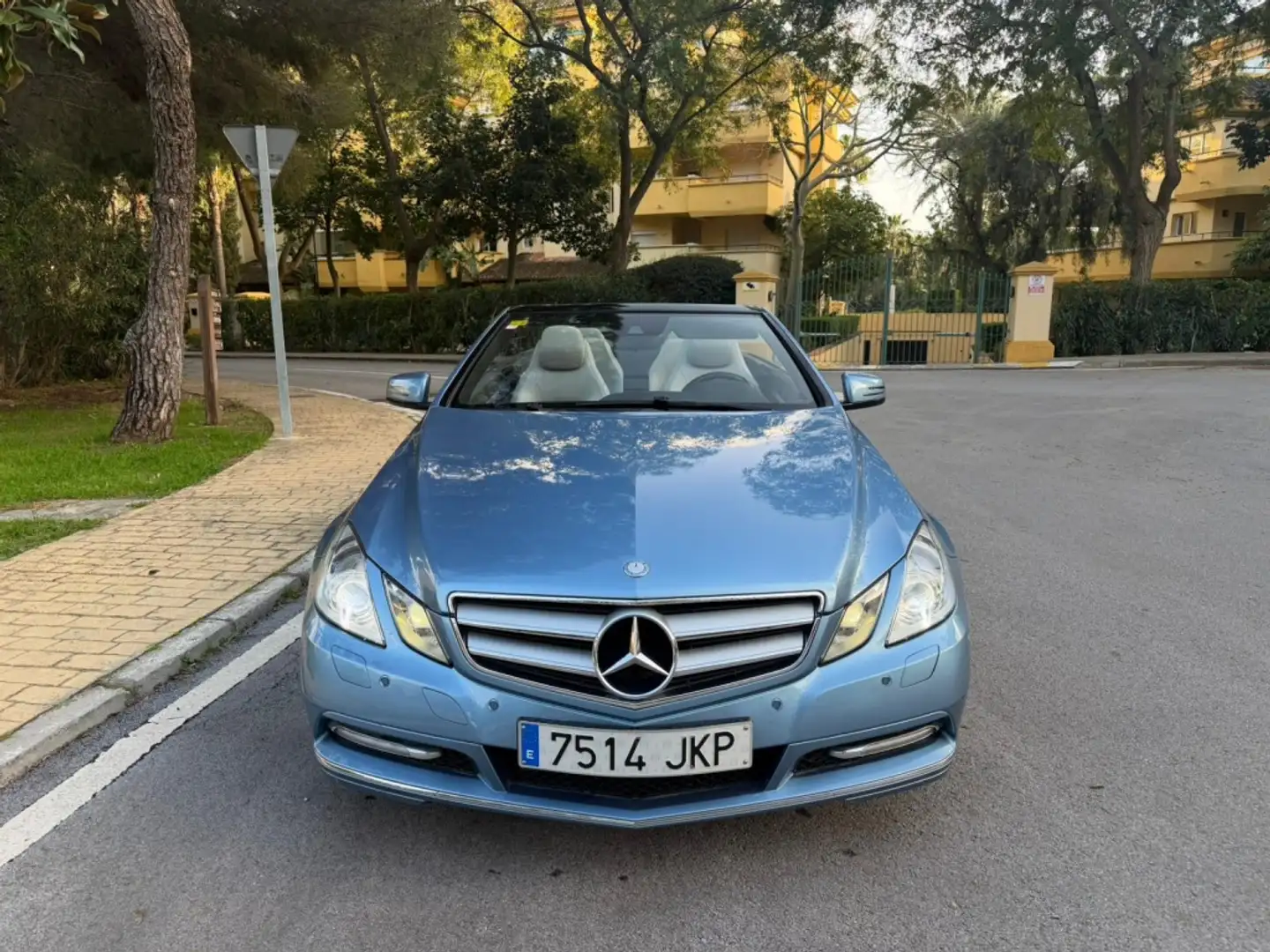 Mercedes-Benz E 250 Cabrio 250CDI BE 7G Plus Azul - 2