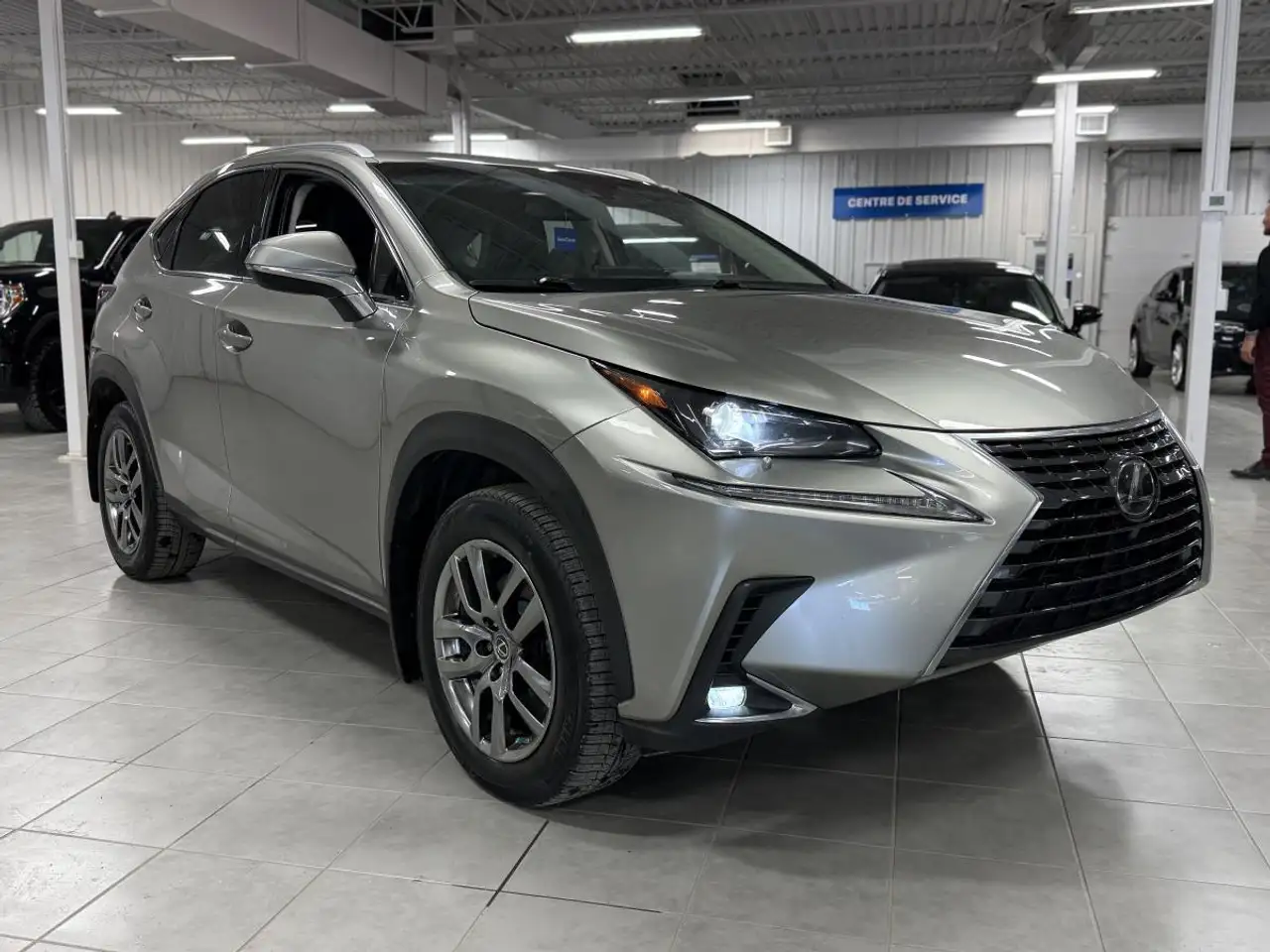 Lexus NX снимка Lexus NX