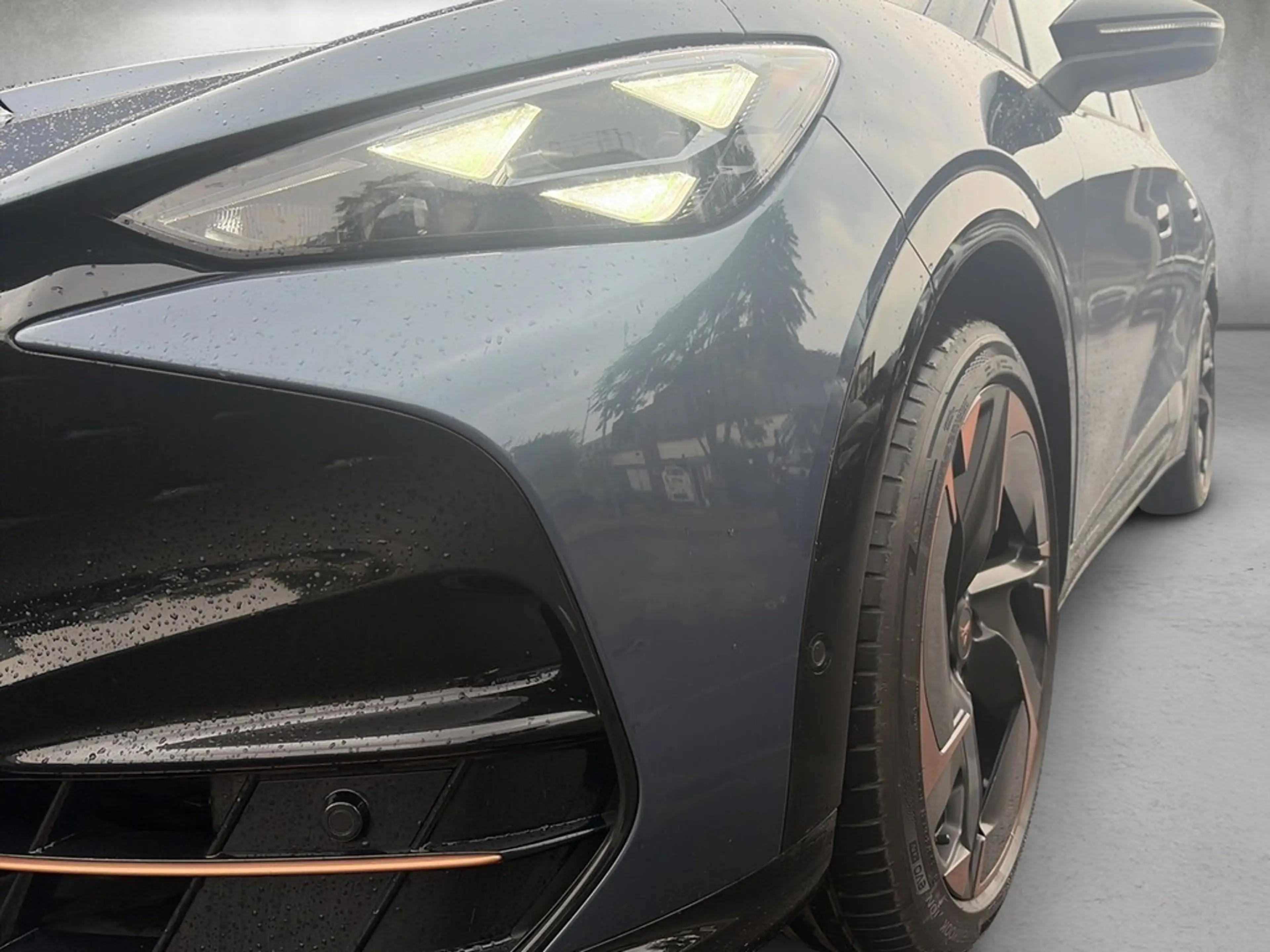 CUPRA Tavascan VZ 4Drive 340PS 77kWh ABGABE 02.2027 — photo 4