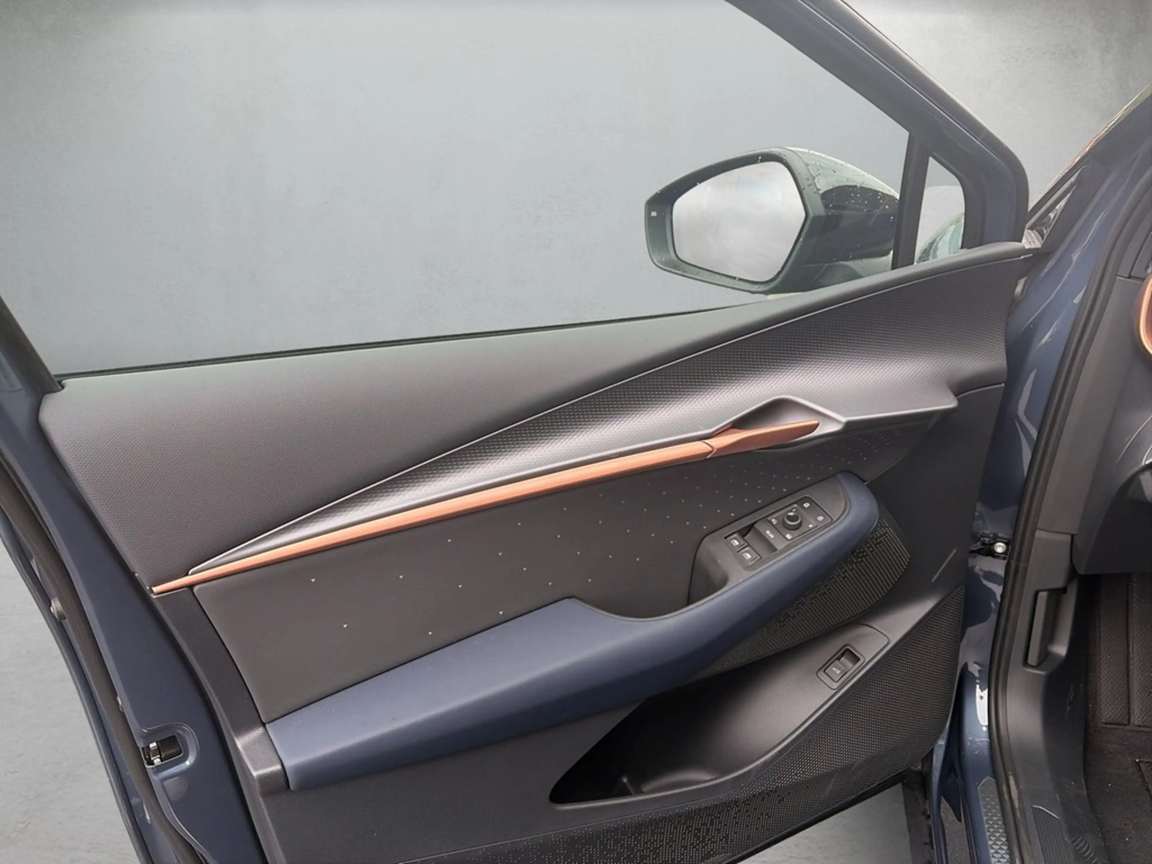 CUPRA Tavascan VZ 4Drive 340PS 77kWh ABGABE 02.2027 — photo 6