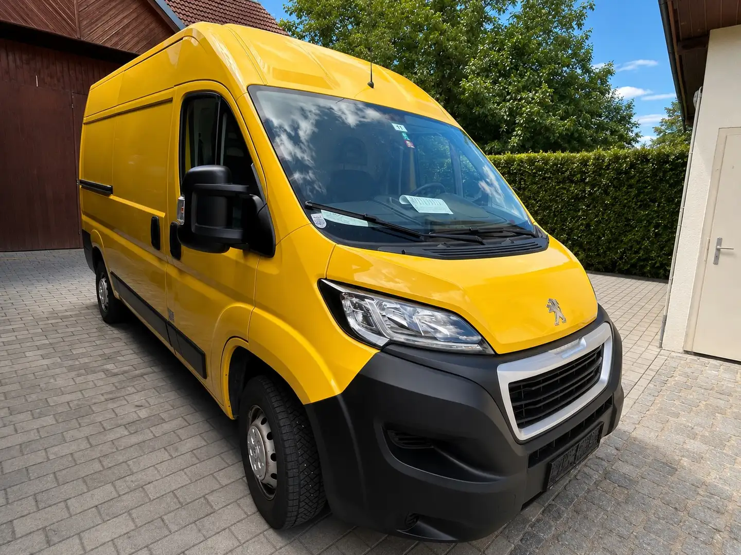Peugeot Boxer Boxer Bus 3300 L2H2 2,0 BlueHDi Gelb - 1