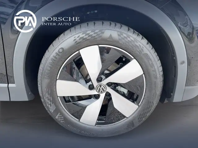 Volkswagen Tiguan view 7
