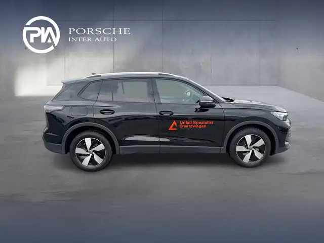 Volkswagen Tiguan view 6