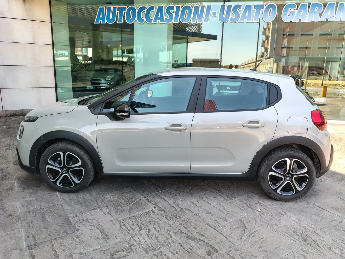 Citroen C3 C3 1.2 puretech Feel  KM REALI!! PREZZO REALE!!! Gris - 2