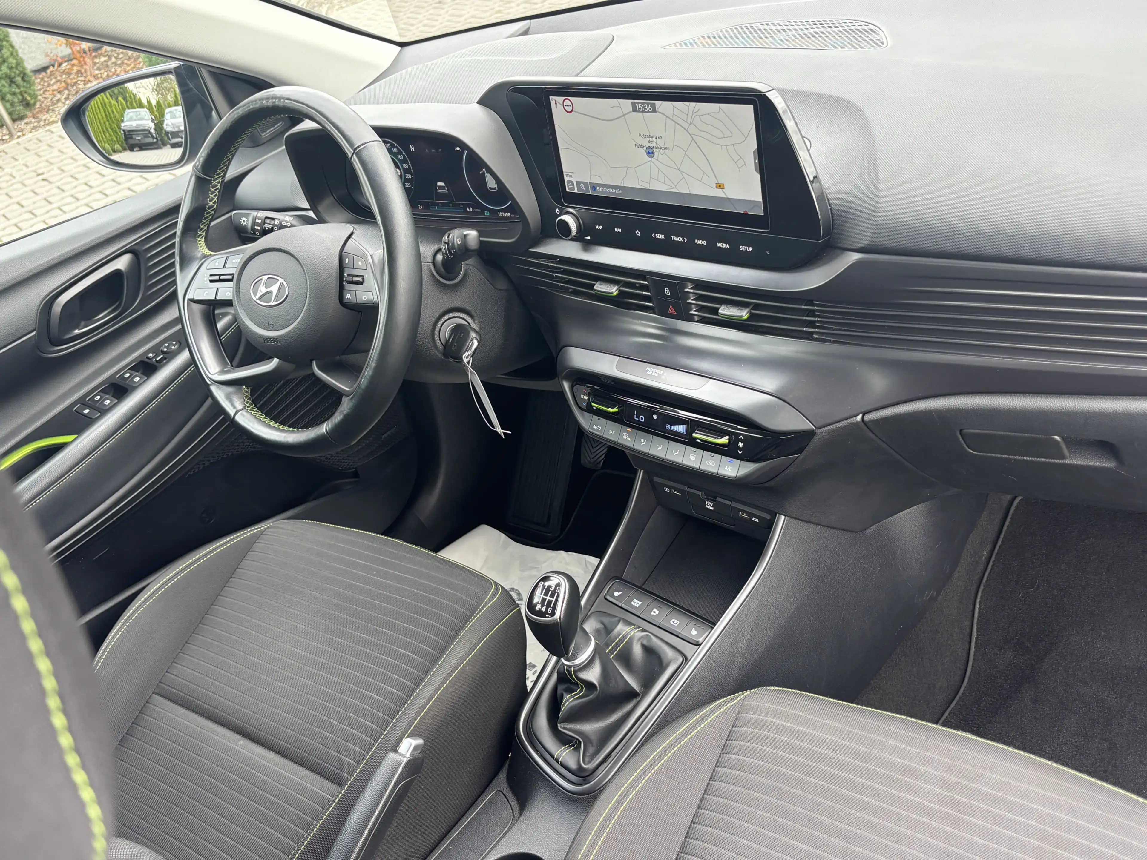 Hyundai i20 Intro Edit MHEV LED SHZ BOSE CAM VIRTUAL 17 — photo 9