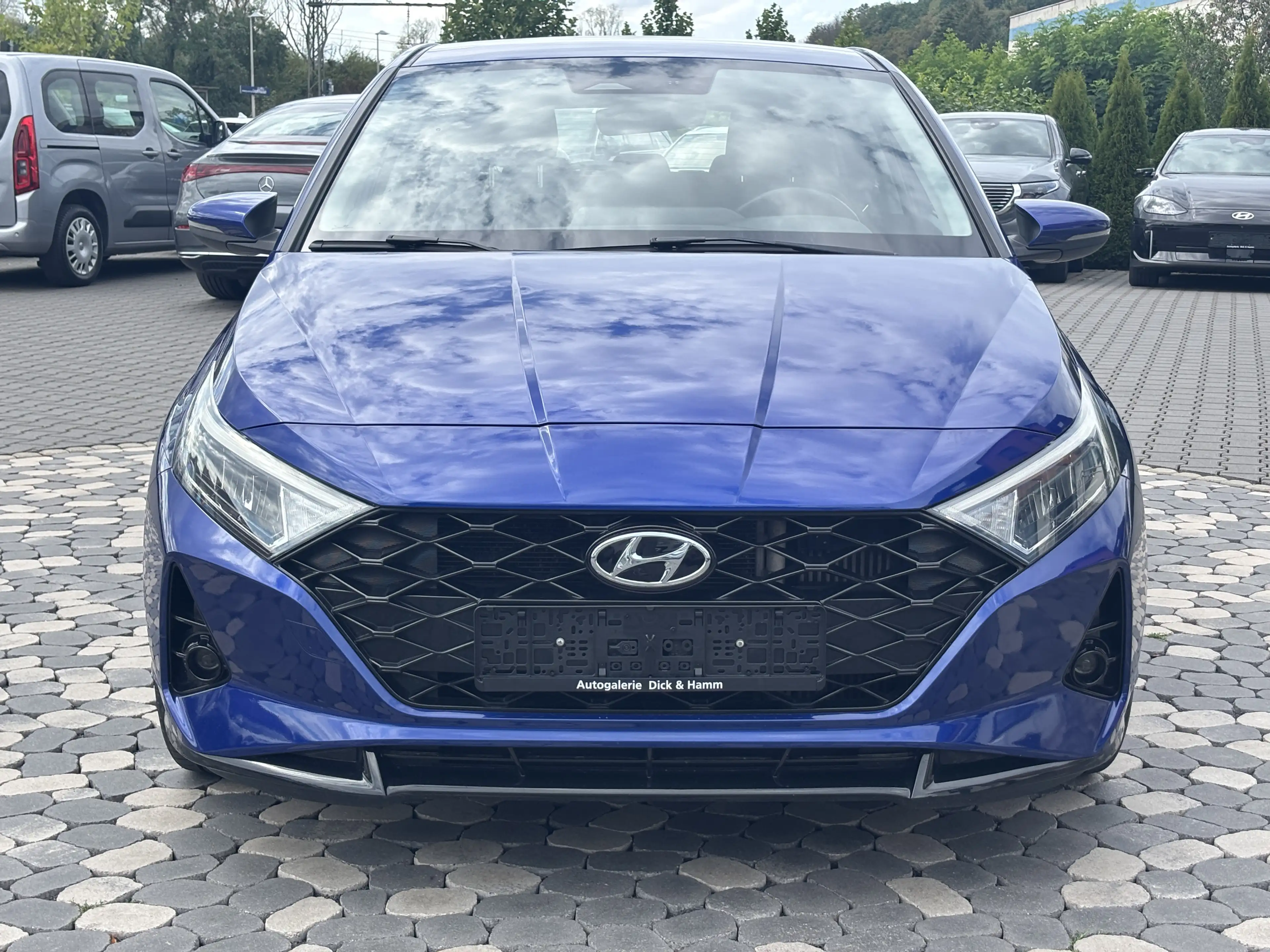 Hyundai i20 Intro Edit MHEV LED SHZ BOSE CAM VIRTUAL 17 — photo 3