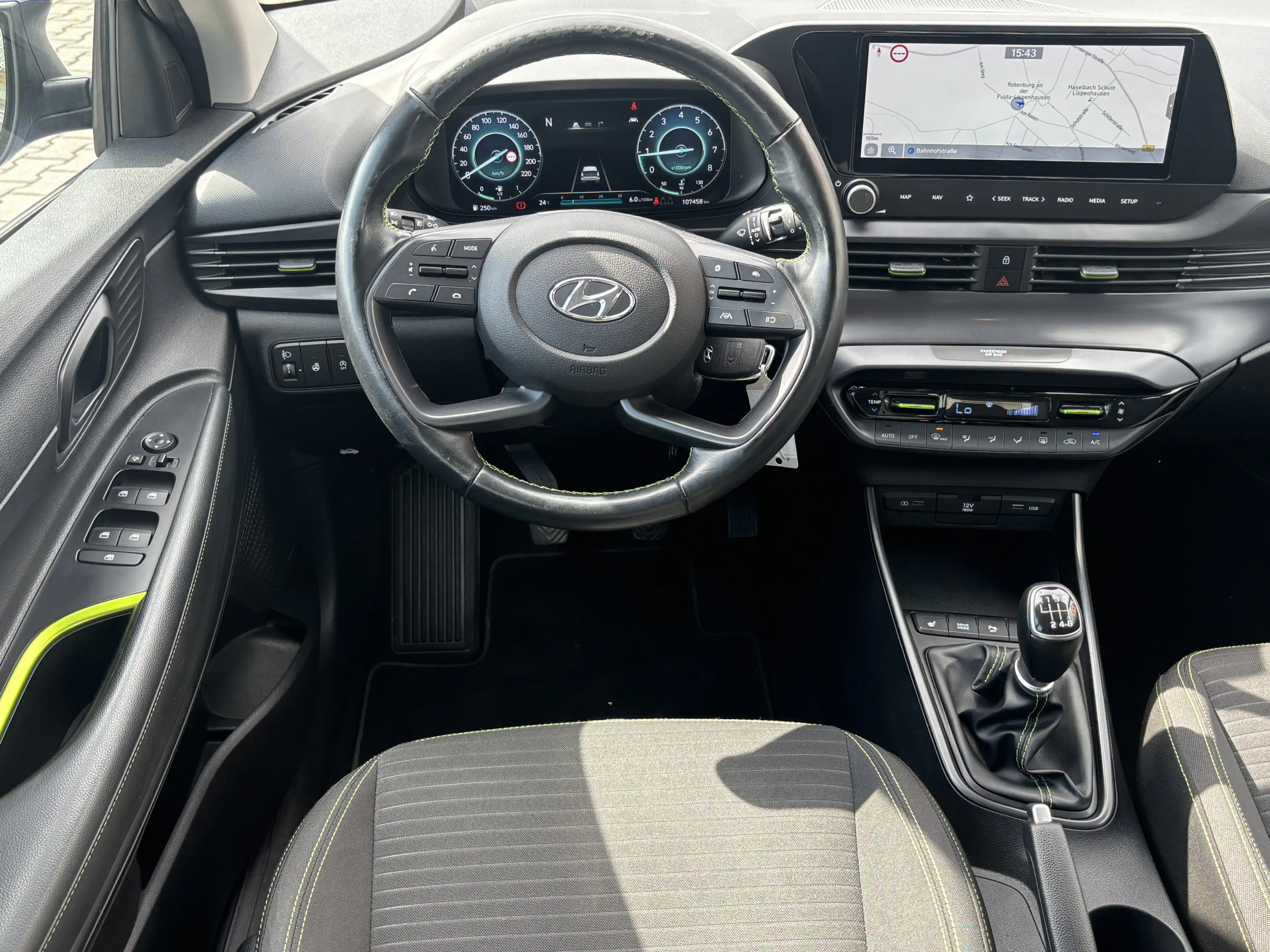 Hyundai i20 Intro Edit MHEV LED SHZ BOSE CAM VIRTUAL 17 — photo 15