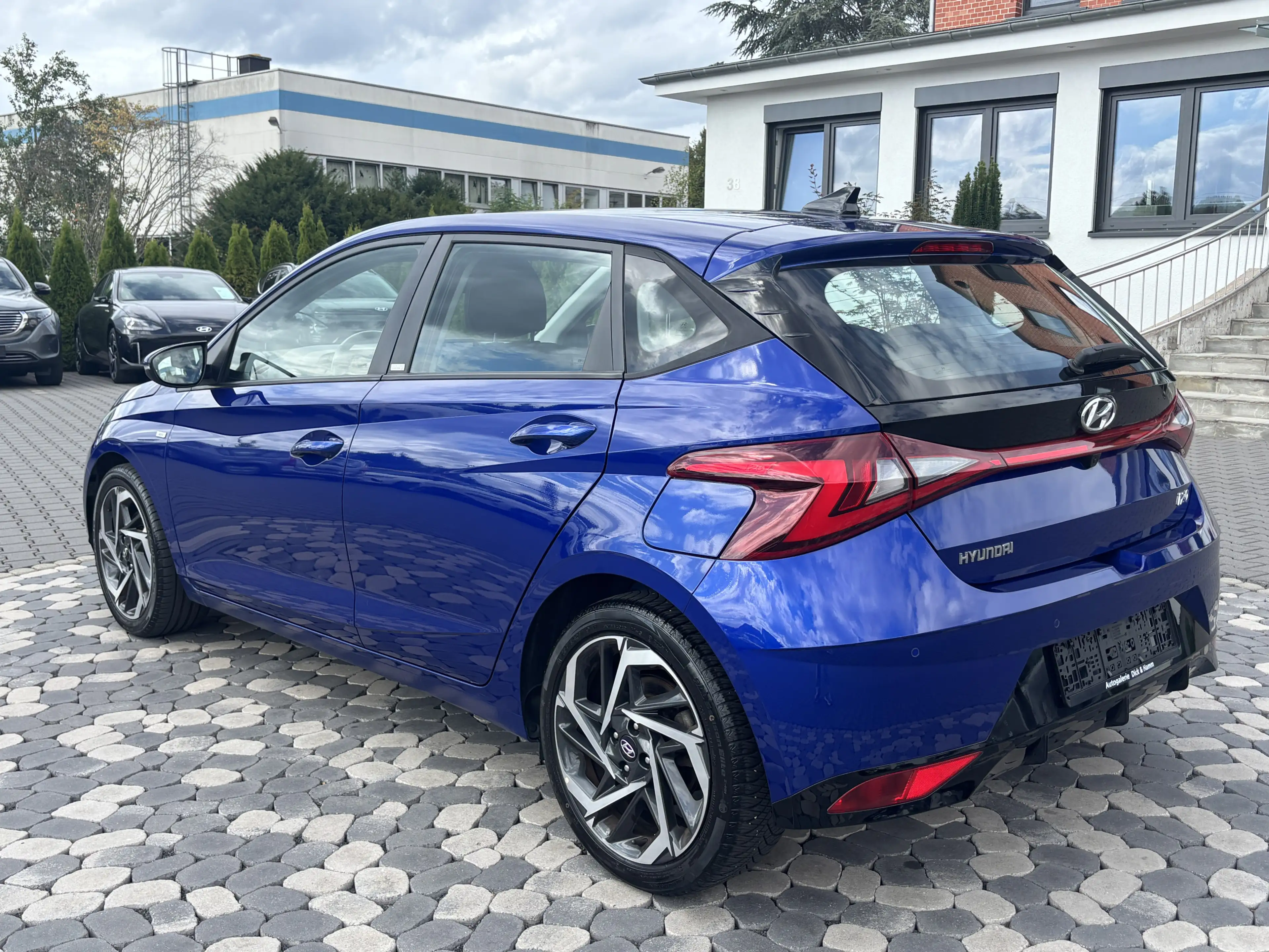 Hyundai i20 Intro Edit MHEV LED SHZ BOSE CAM VIRTUAL 17 — photo 6