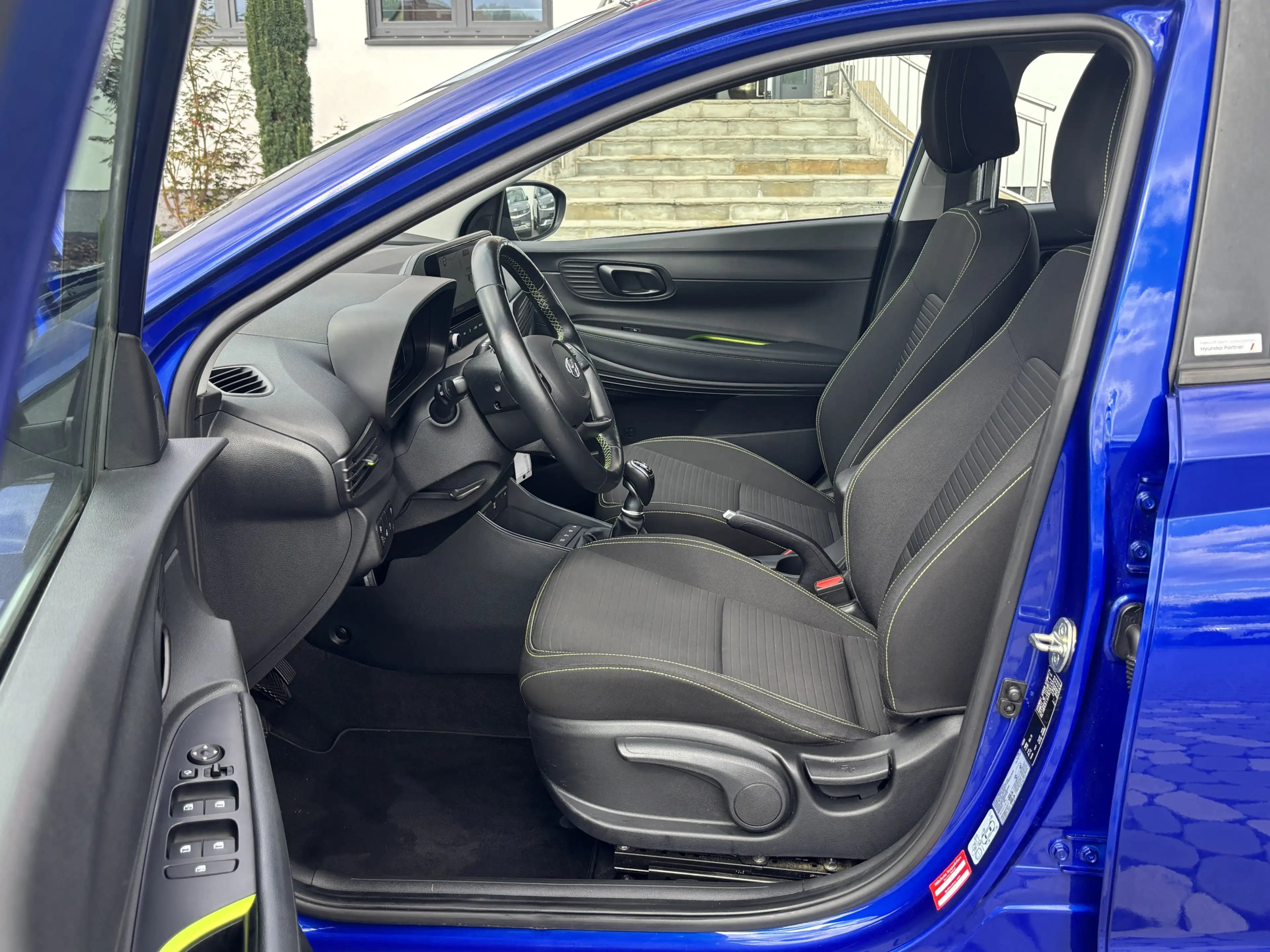 Hyundai i20 Intro Edit MHEV LED SHZ BOSE CAM VIRTUAL 17 — photo 13