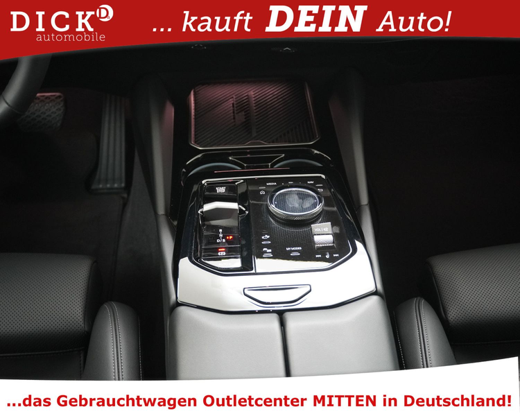 BMW 520 d T Aut. Sport LEDER+SHZ+VIRTU+KAM+NAV PLUS+M — photo 15