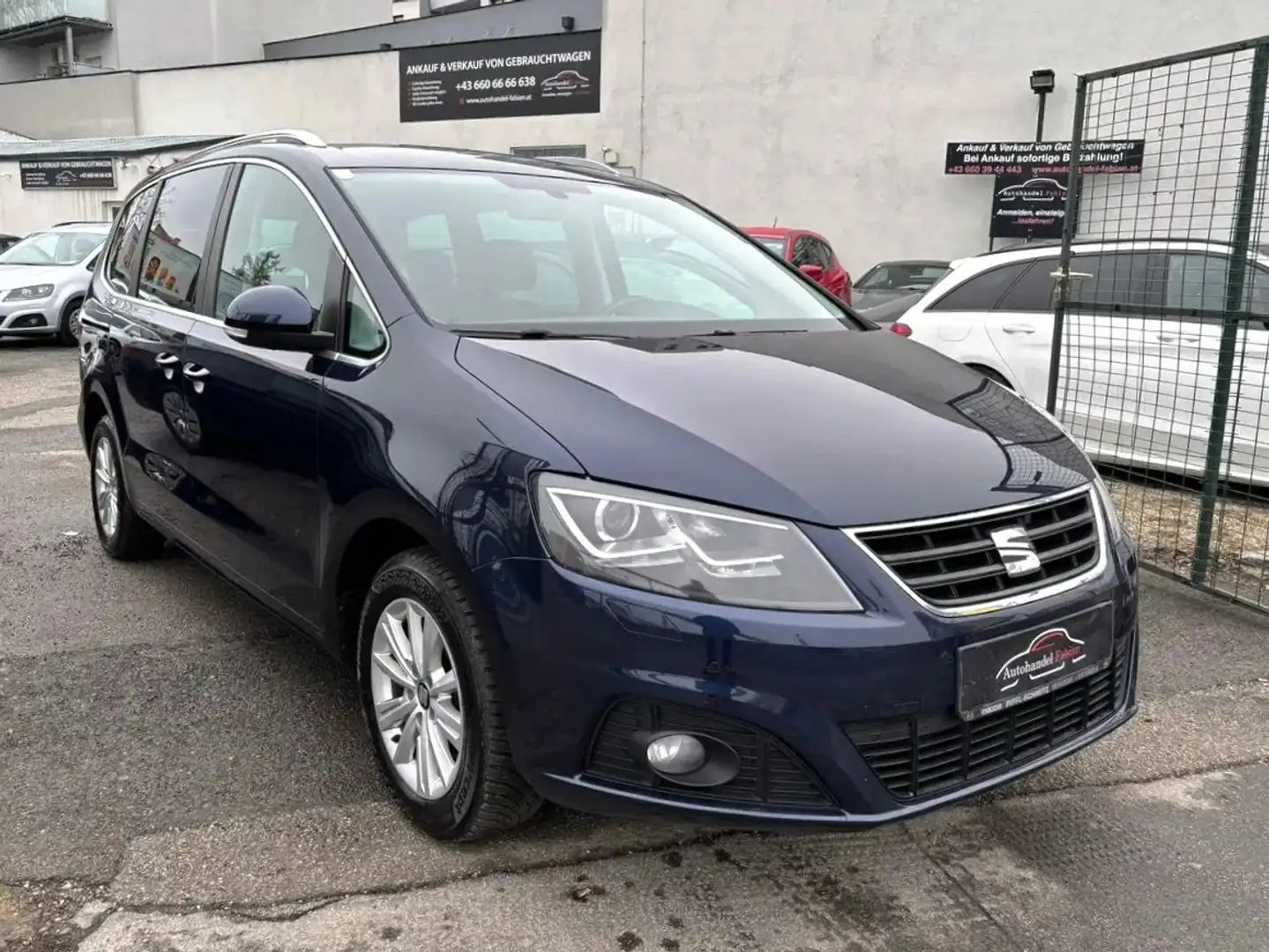 SEAT Alhambra Executive 2,0 TDI CR mit 7 Sitzen Parkhilfe Navi Blau - 1