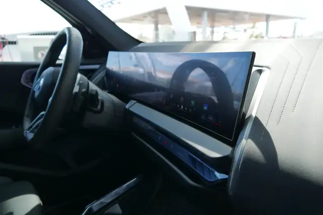 BMW X3 30e xDrive *M-Paket Pro/AHK/Pano/Sitzlüftung/360°/H&K Sound/HUD* Ansicht 39