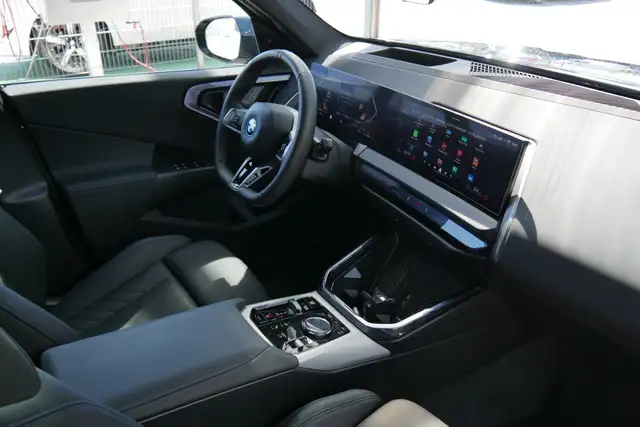 BMW X3 30e xDrive *M-Paket Pro/AHK/Pano/Sitzlüftung/360°/H&K Sound/HUD* Ansicht 37