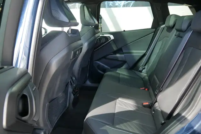 BMW X3 30e xDrive *M-Paket Pro/AHK/Pano/Sitzlüftung/360°/H&K Sound/HUD* Ansicht 6