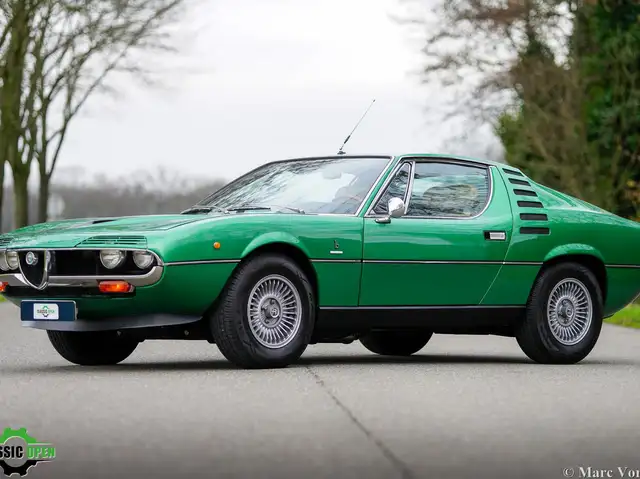 Alfa Romeo Montreal V8