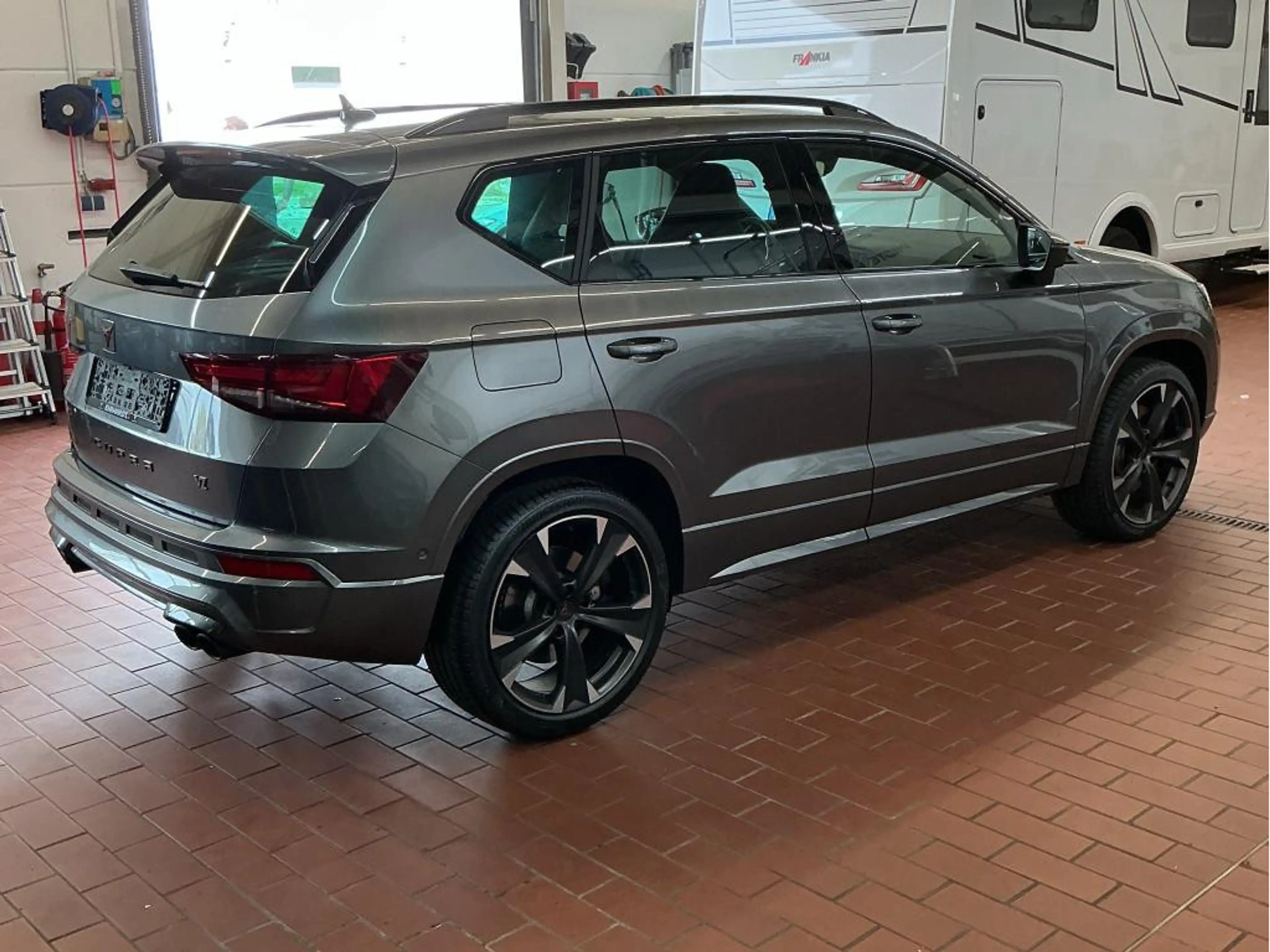 CUPRA Ateca 2.0 TSI VZ 4Drive ACC FACEL. LED 360° — photo 4