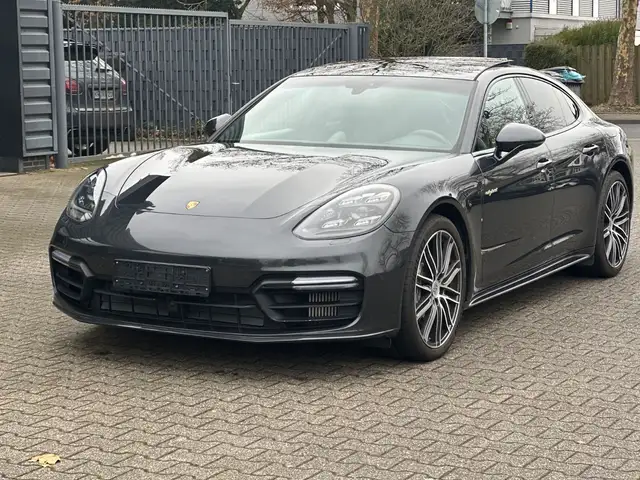 Porsche Panamera 4 E Hybr NIGHTVI BOSE PANO PDLS+ CHRONO