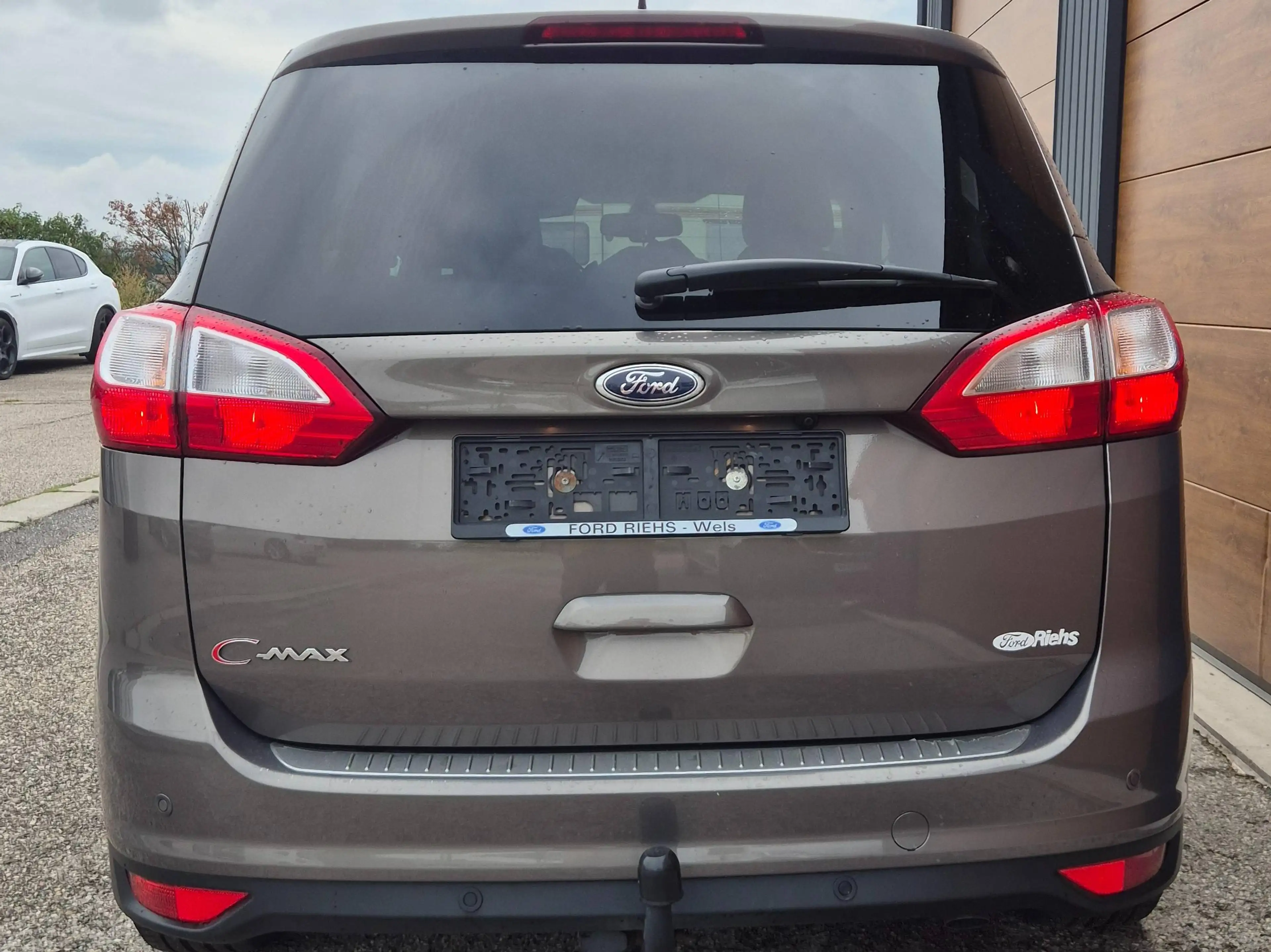 Ford Grand C-Max Grand C-MAX Titanium 2,0 TDCi DPF Powershift Titanium — photo 4