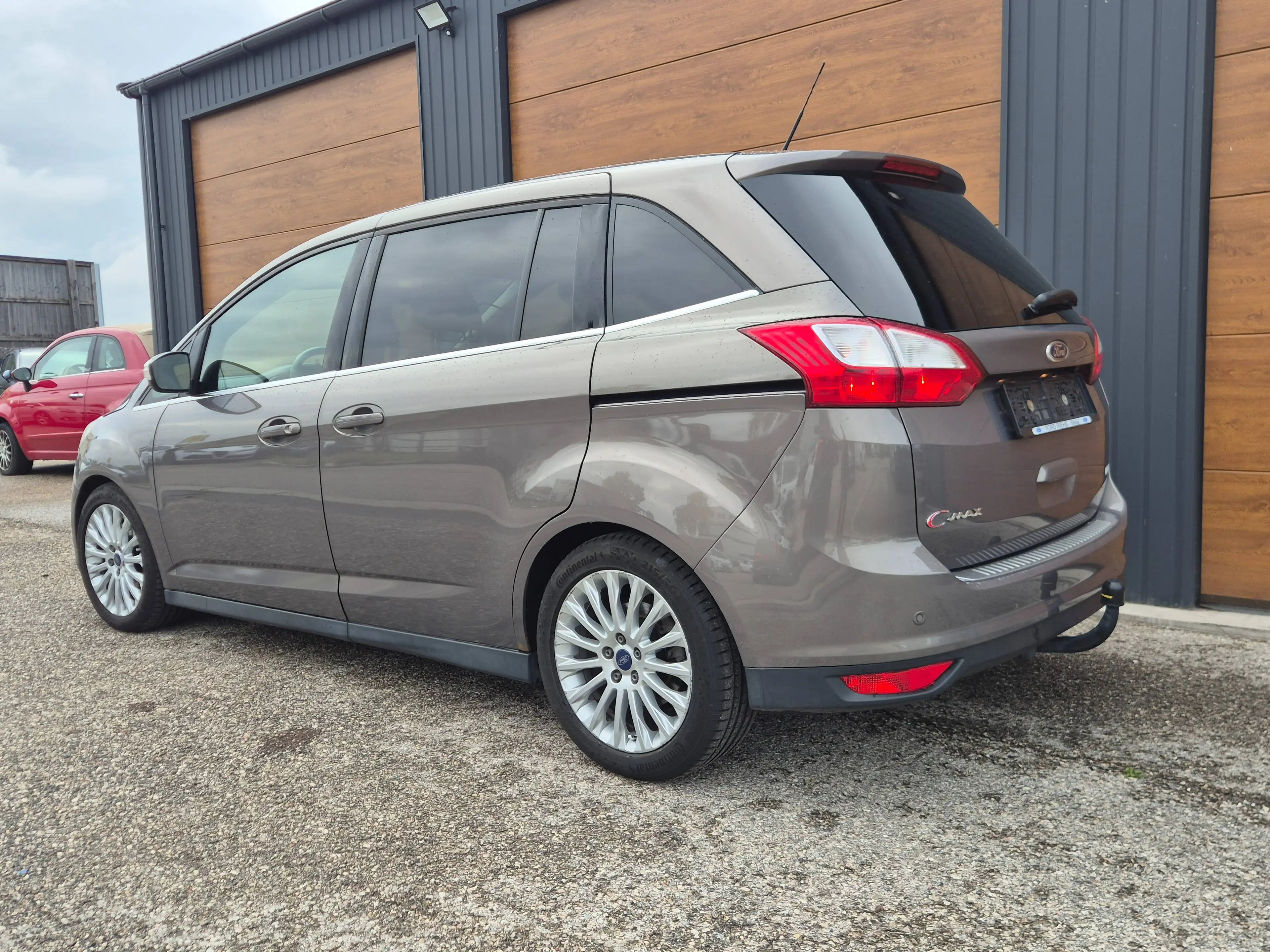 Ford Grand C-Max Grand C-MAX Titanium 2,0 TDCi DPF Powershift Titanium — photo 5