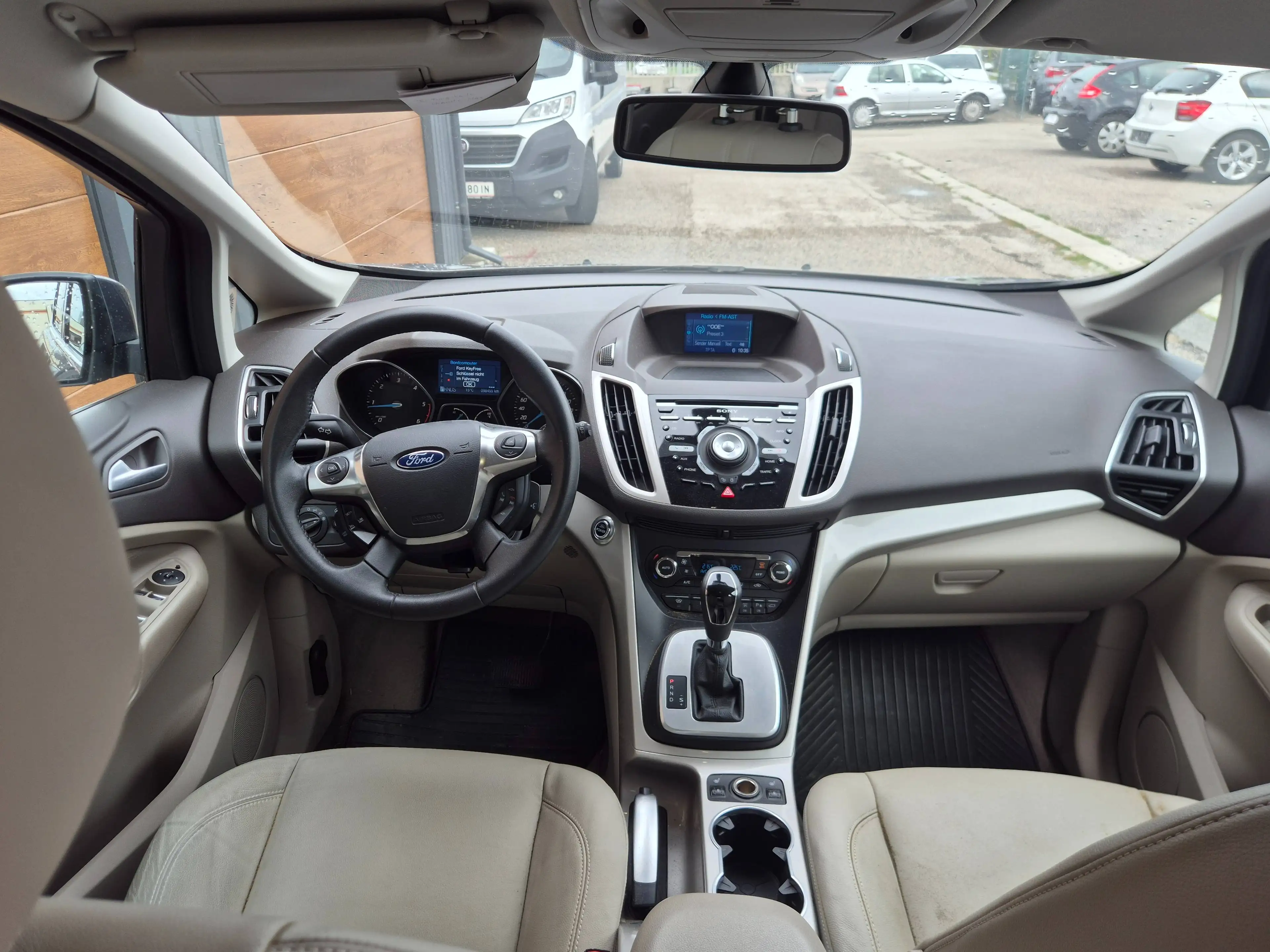 Ford Grand C-Max Grand C-MAX Titanium 2,0 TDCi DPF Powershift Titanium — photo 9