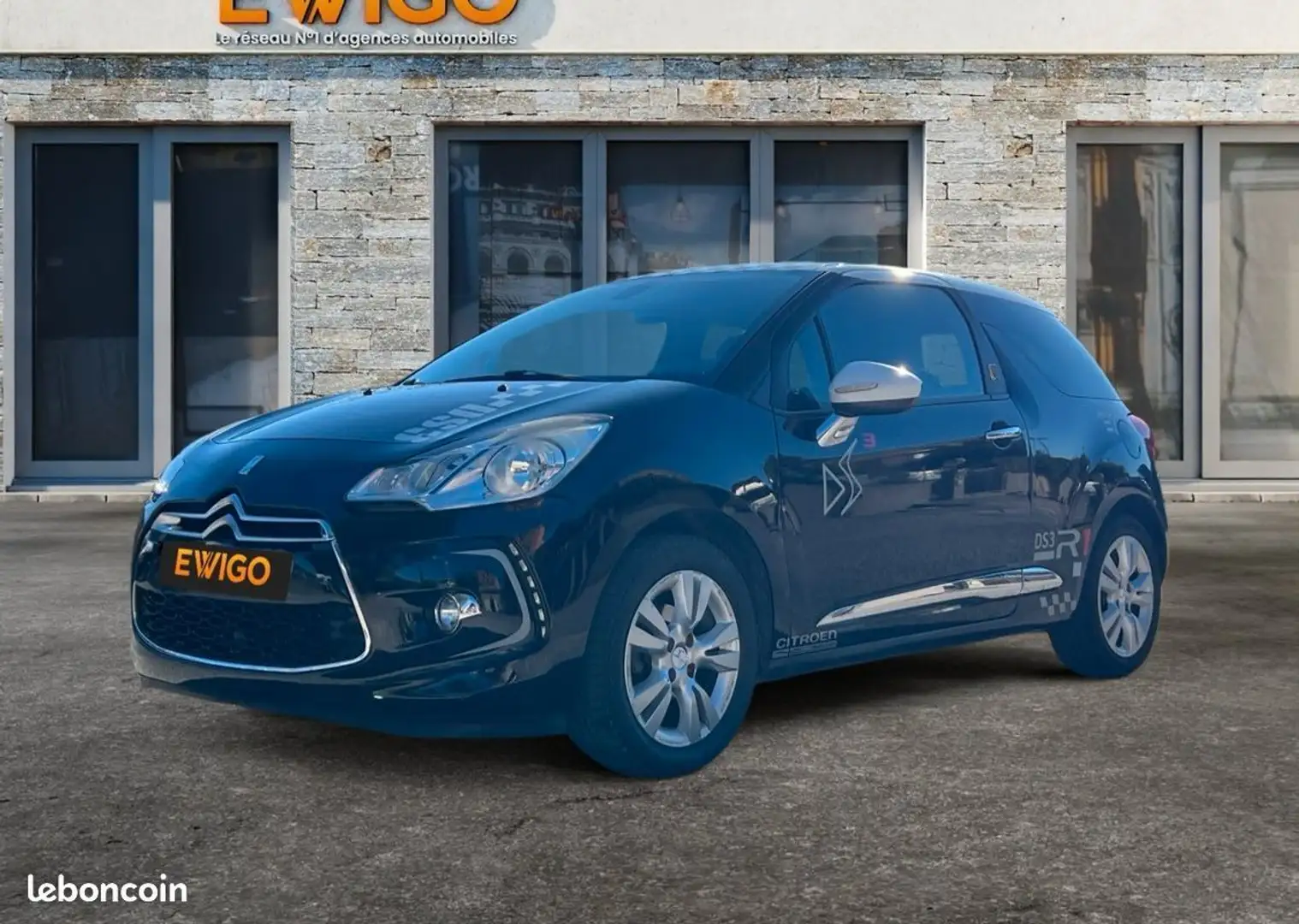 Citroen DS3 ds 3 1.2 puretech 110 sochic start-stop courroie airbag ok camera- bluetooth suivi complet Noir - 1
