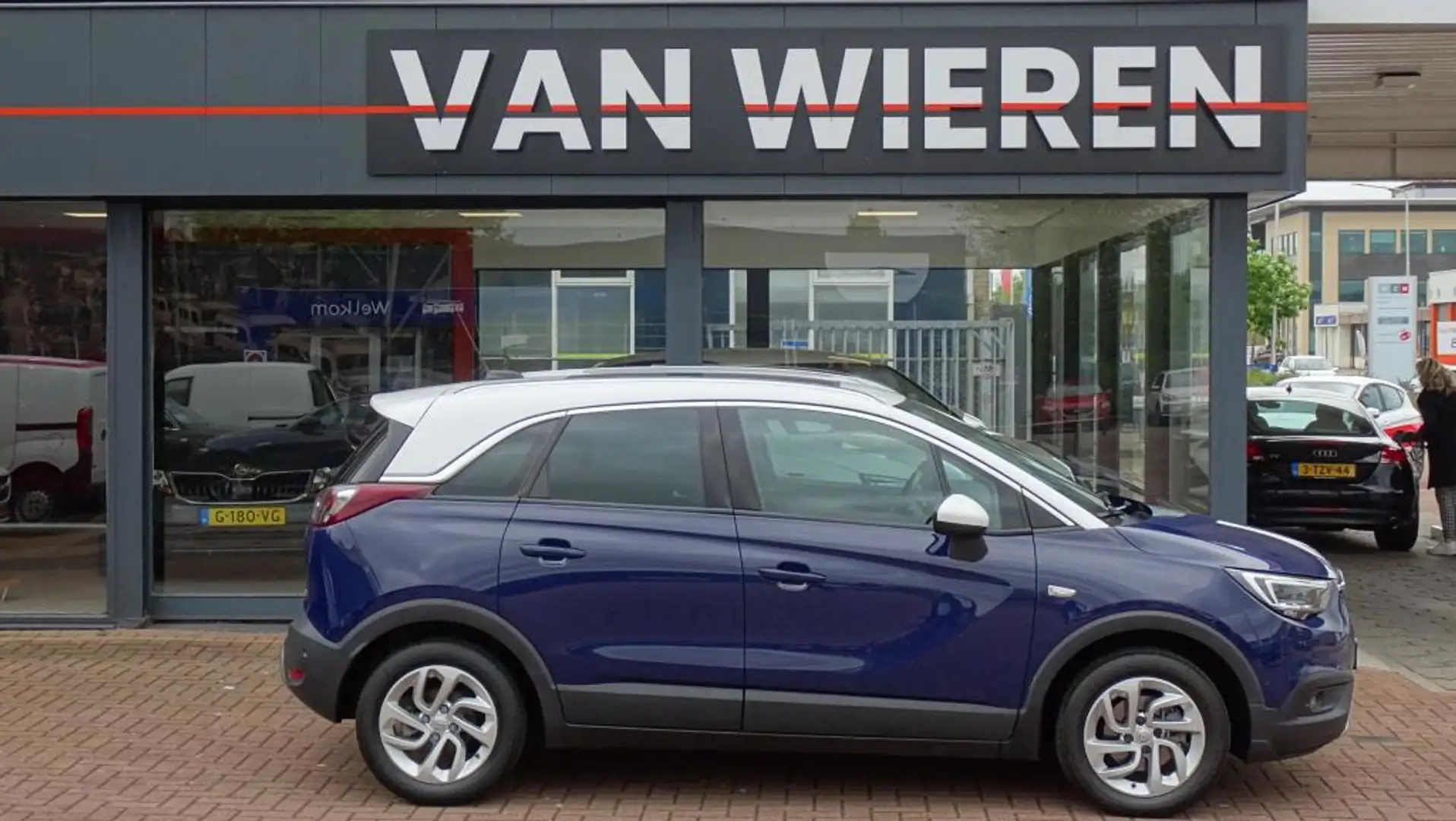 Opel Crossland X 1.2 Turbo Innovation|Pano|LED|Navi|Camera|Head Up| Blauw - 2