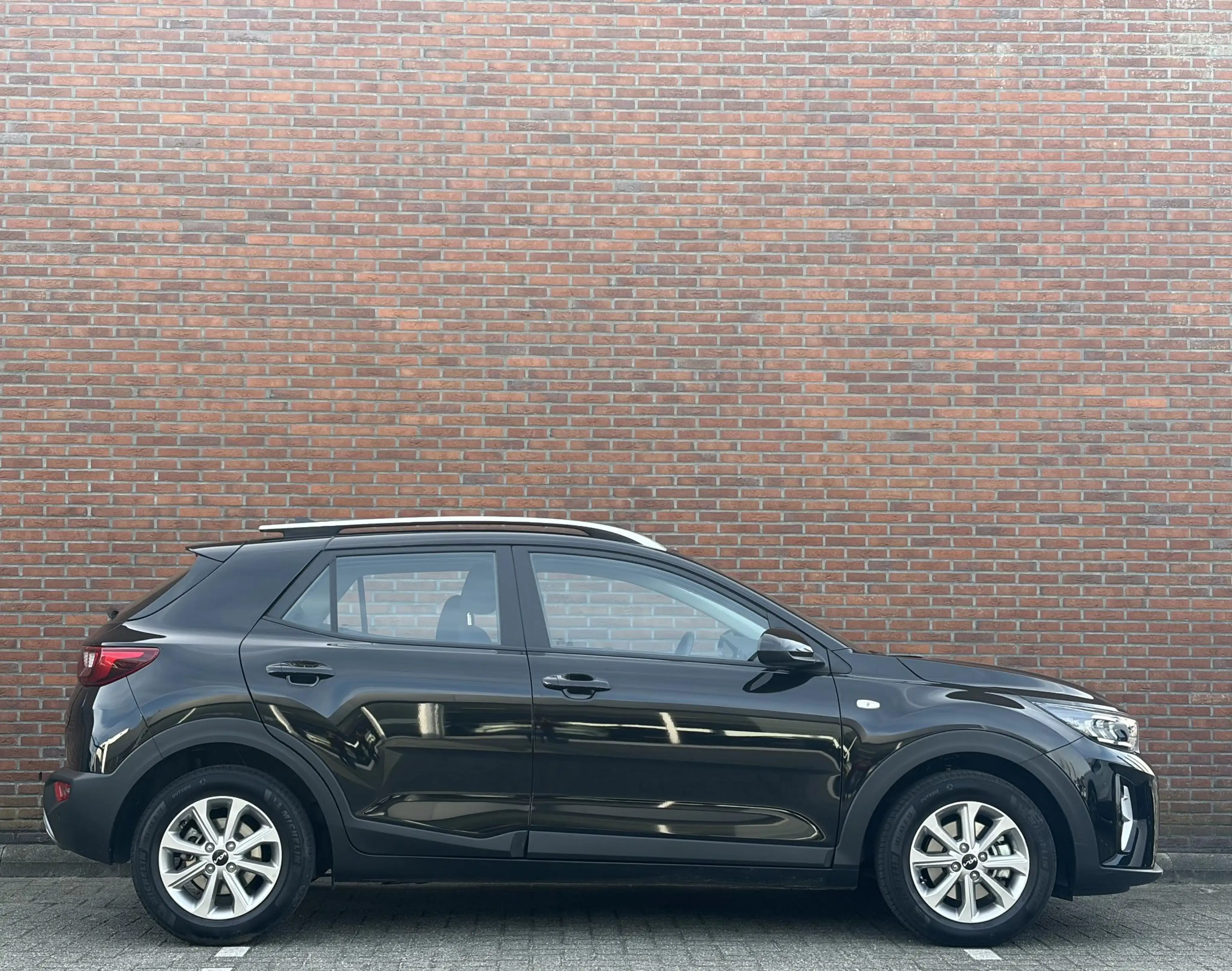 Kia Stonic 1.0 T-GDi MHEV DynamicLine I Navigatie I Airco I H — photo 4