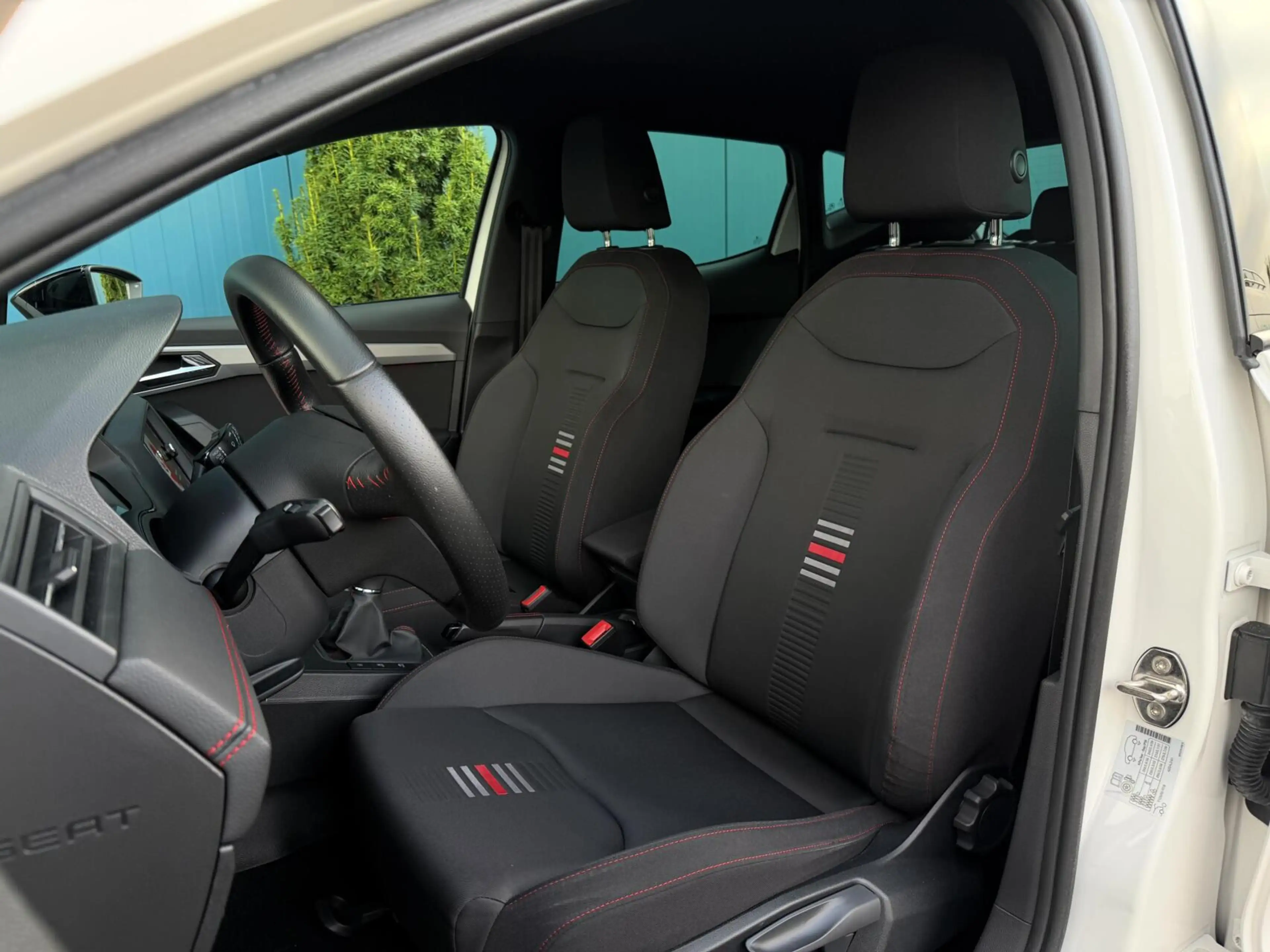 SEAT Ibiza 1.0 TSI FR Business Intense CARPLAY | CAM | 18"LMV — photo 10