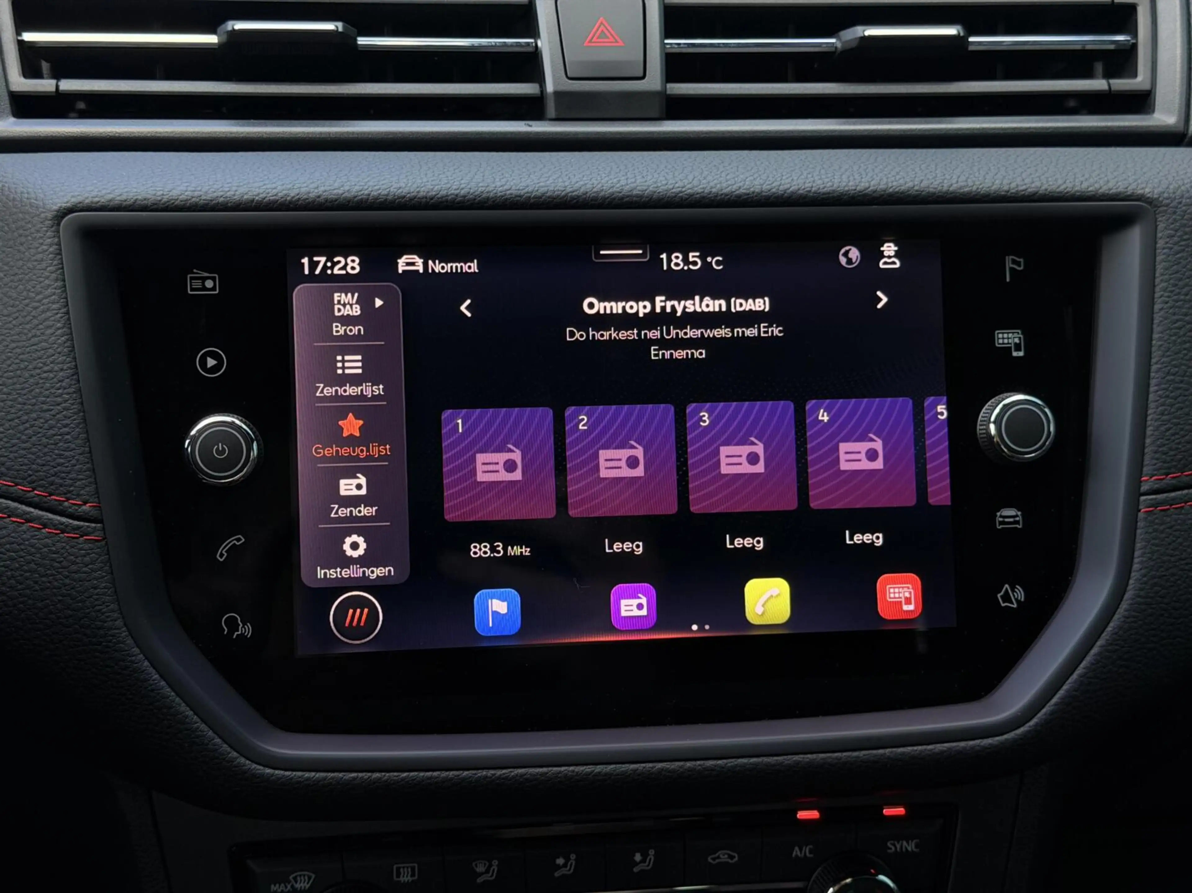 SEAT Ibiza 1.0 TSI FR Business Intense CARPLAY | CAM | 18"LMV — photo 36
