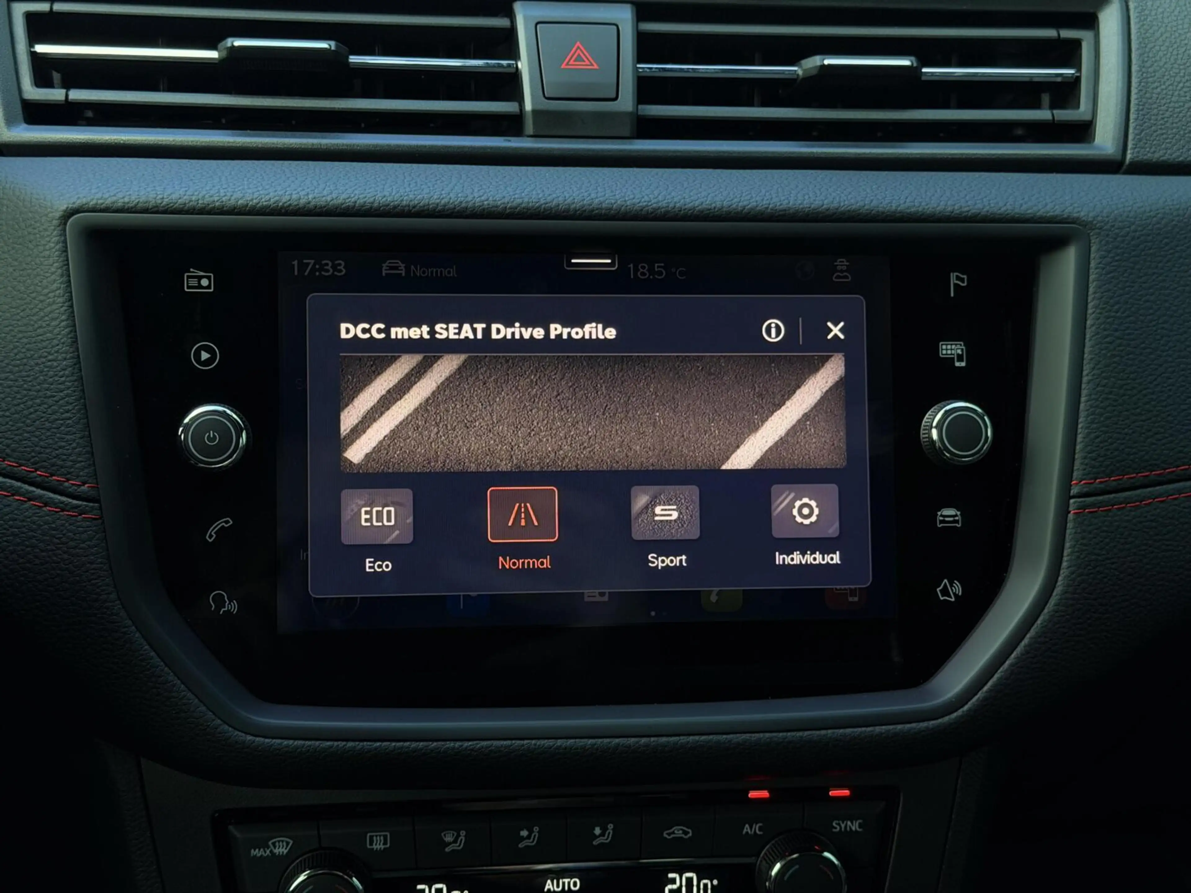SEAT Ibiza 1.0 TSI FR Business Intense CARPLAY | CAM | 18"LMV — photo 39